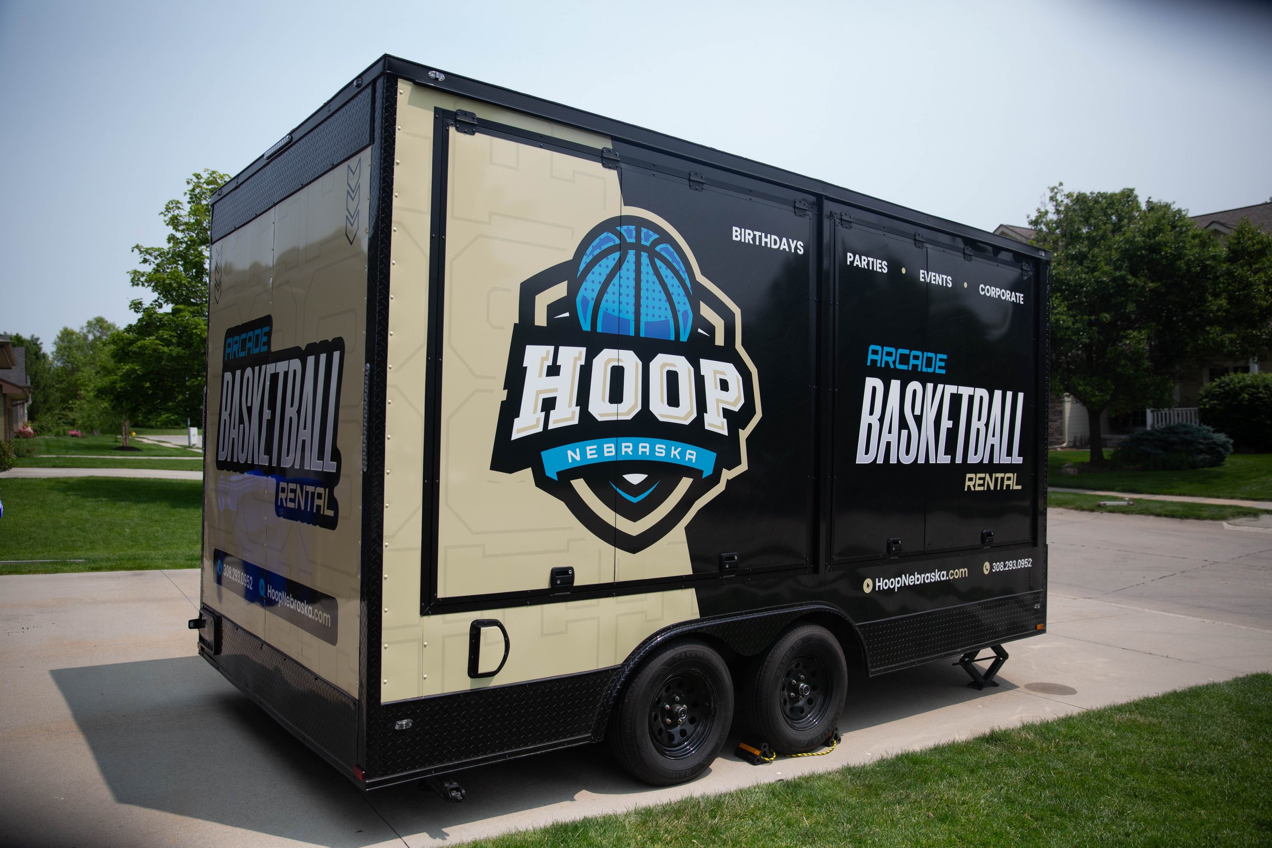 Kick Off the Season: How to Throw the Ultimate Backyard Basketball Party in Nebraska This Spring