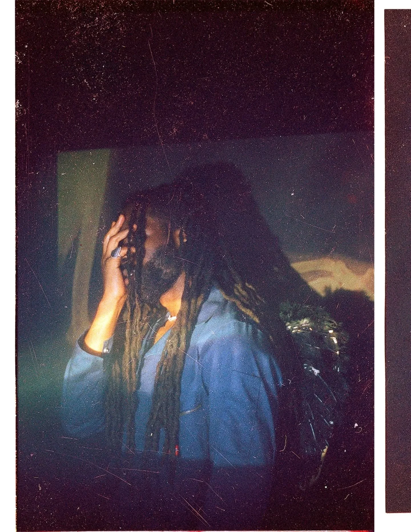 Fractured wings visuals from "To heartless" most recent album From @blkzen , a two part project Heart to heartless.🖤🖤✨
 🎞️@cinestillfilm 
Creative Direction and Photos by @steven_galeano_ 
Production company @elevensixtysix