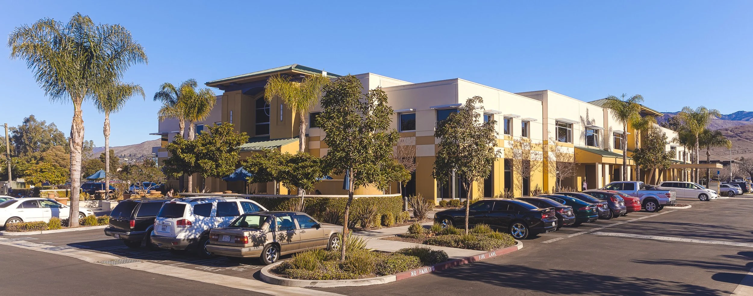 4051 west corner view Jan 2014.jpg