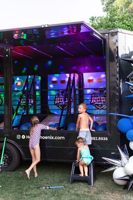 Hoop Phoenix: The Perfect Entertainment for Thanksgiving Week in the Valley