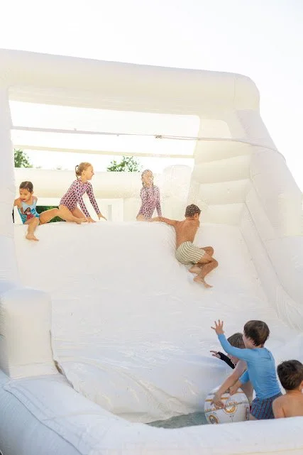 Hoop Trailer: The Ultimate Last-Minute Holiday Entertainment in Phoenix