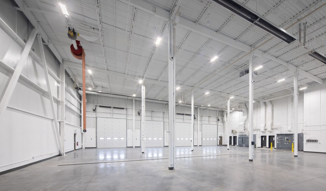 Interior 1.jpg