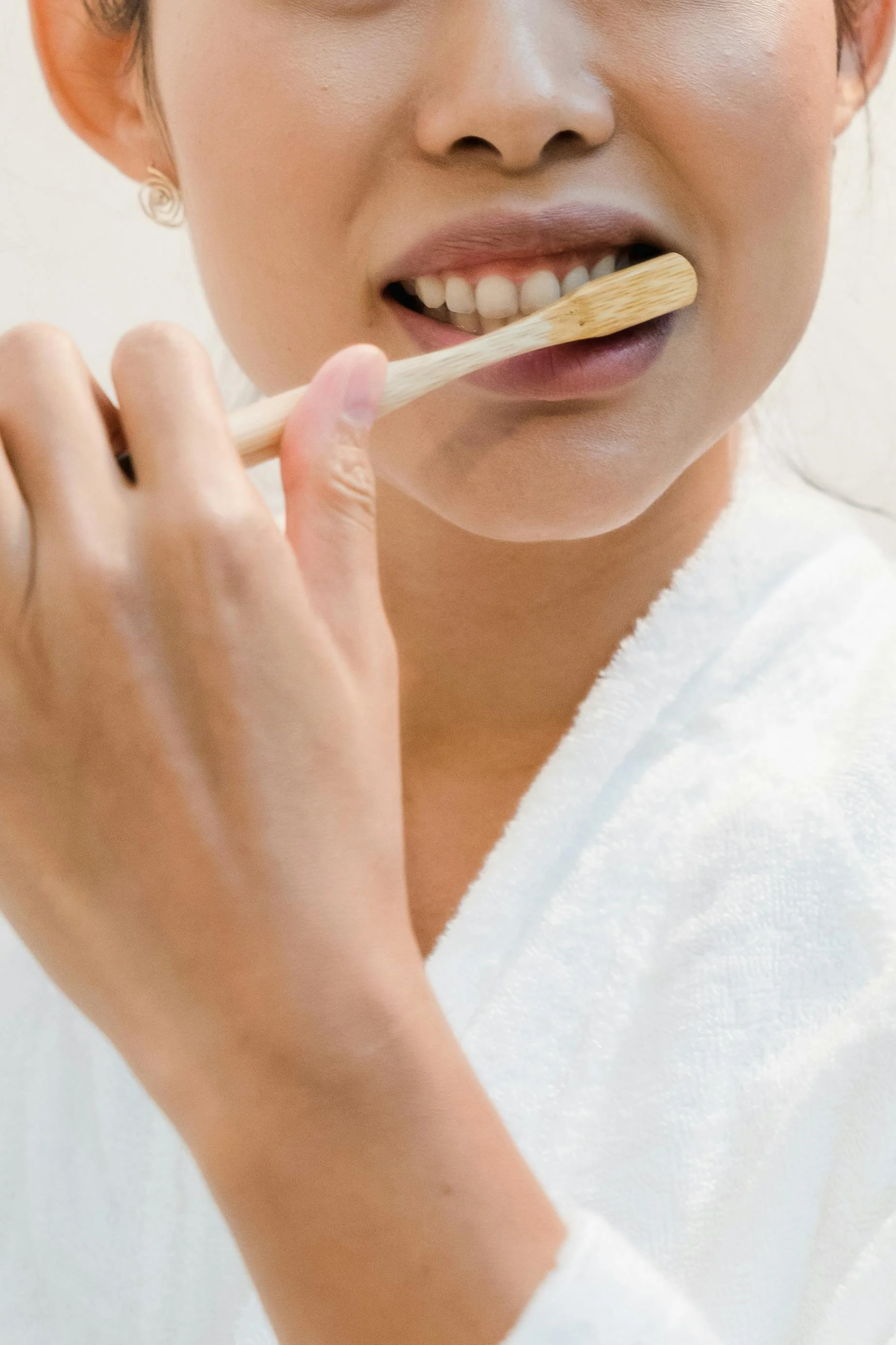 Coffee Date with Stains: Why Your Teeth Always RSVP (Even When You Don’t)