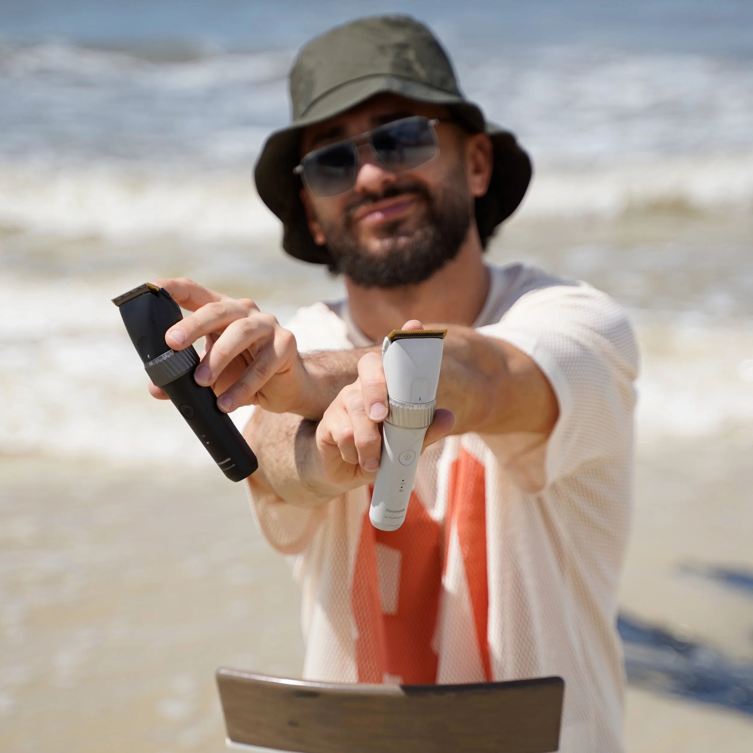 ☀️ SUMMER GIVEAWAY ALERT ☀️
Sonne, Meer, Summer Vibes &hellip; und dazu ein richtig starkes Gewinnspiel 🌊✂️

Gemeinsam mit  @fripac.medis  darf ich heute zwei mal die Panasonic Er-GP50 von  @panasonicprostylingeu verlosen einmal in Wei&szlig; 🤍 und
