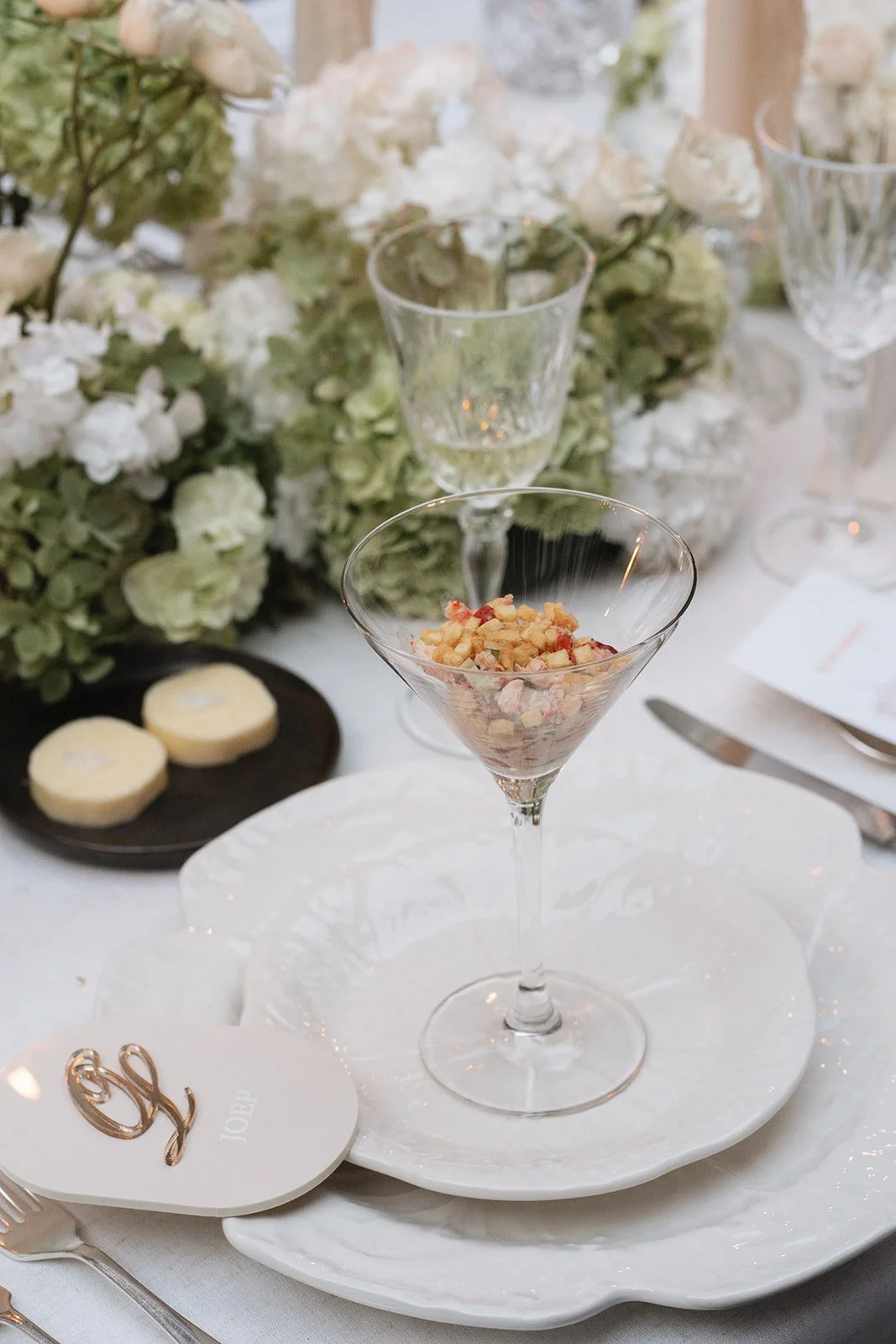 Captured by Lot-695.jpg