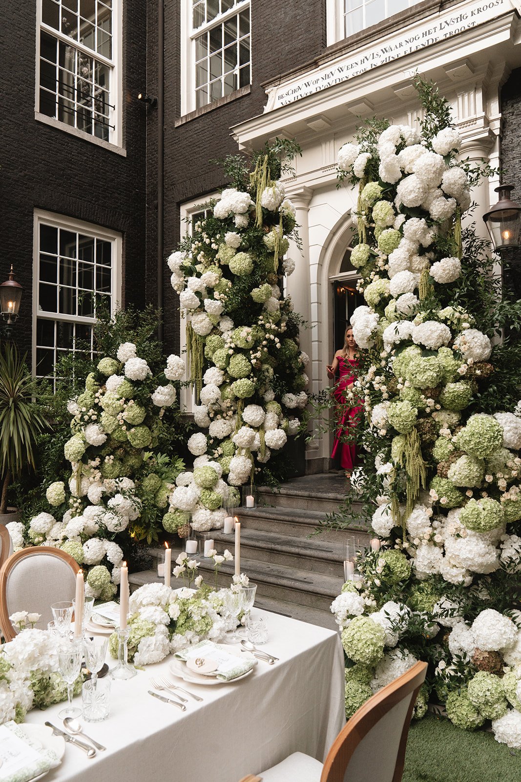 Captured by Lot-622.jpg