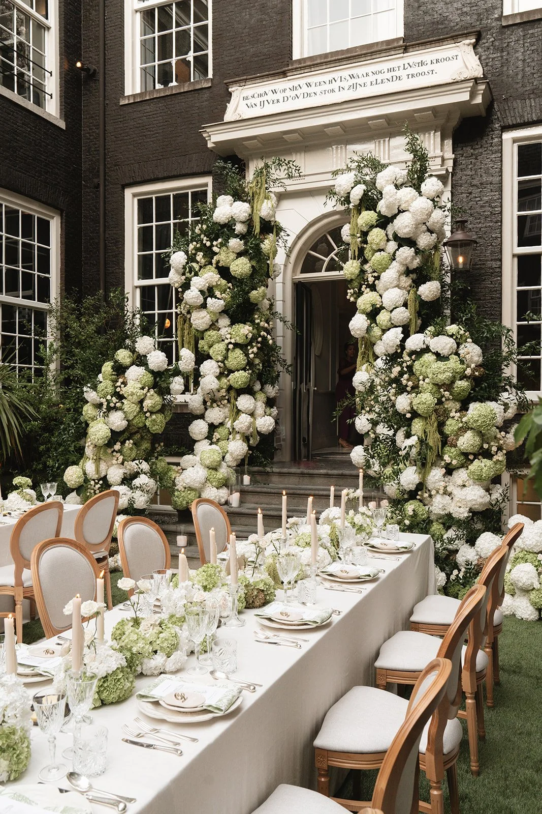 Captured by Lot-626.jpg