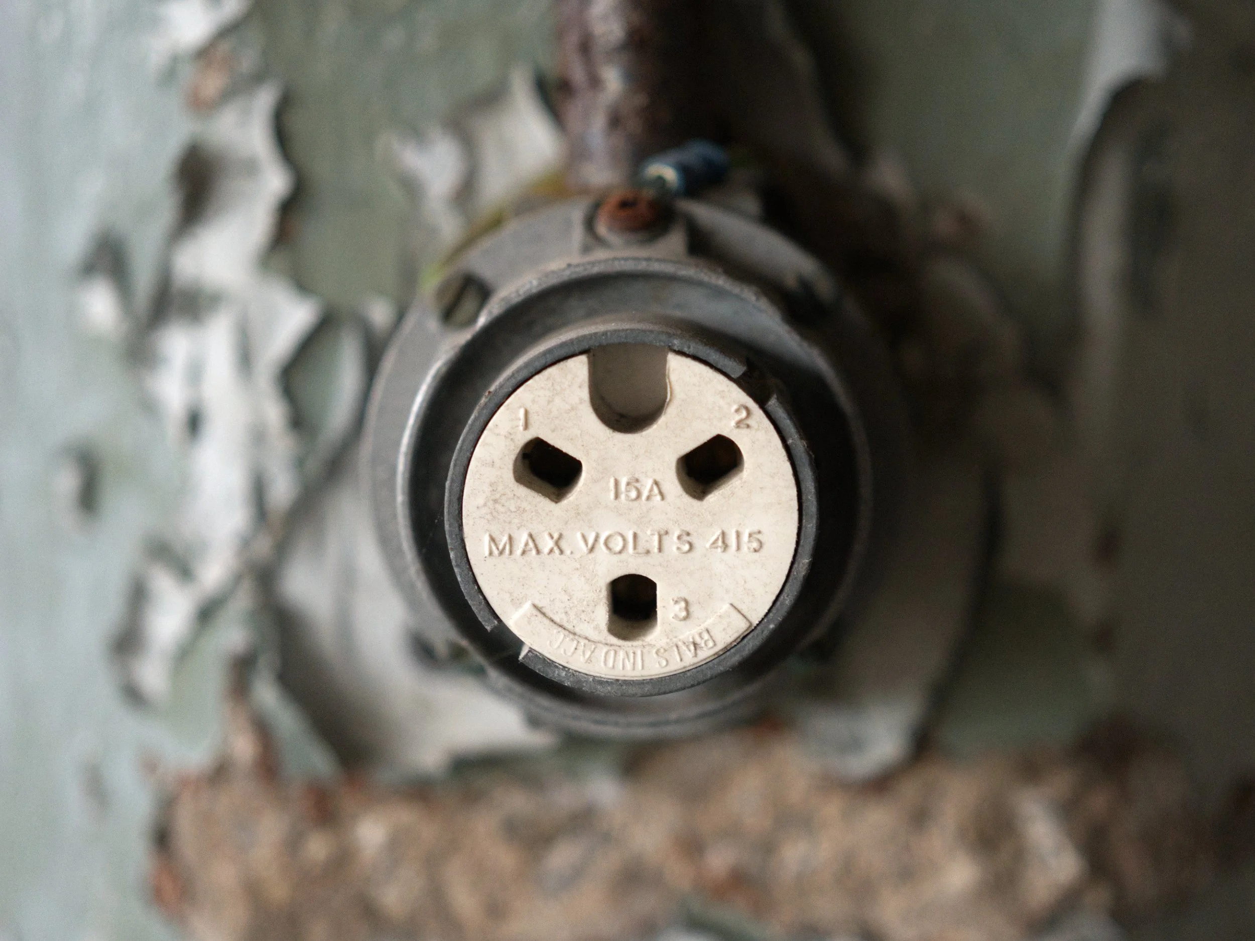 Urb 07.25 - 06.jpg