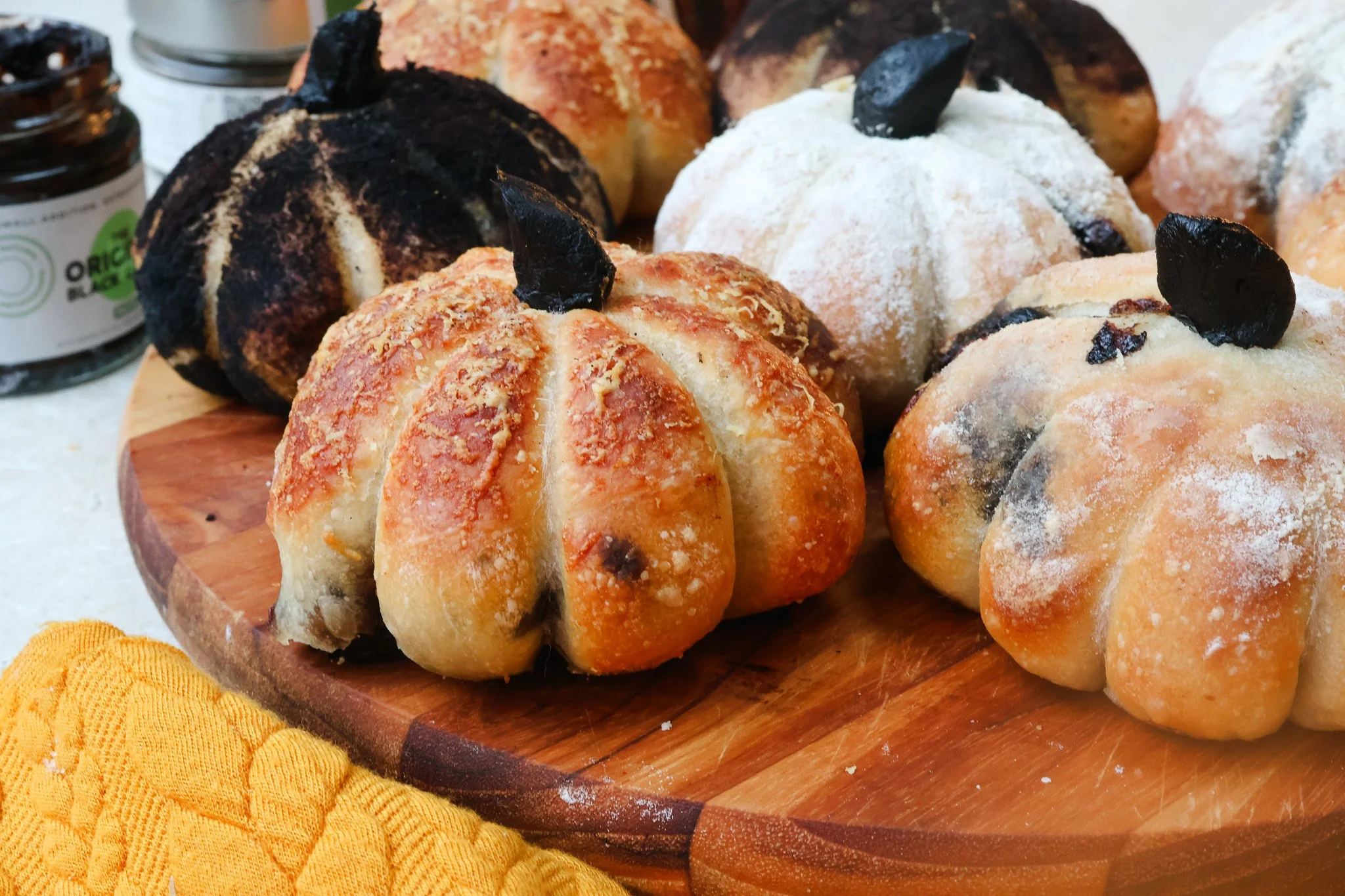 mini black garlic pumpkin buns
