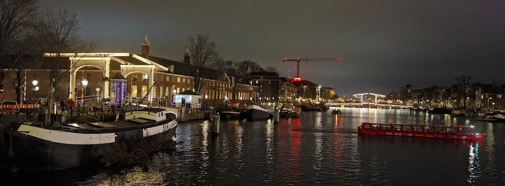 Amsterdam, Amstel Magere Brug bij avond Fine Art print