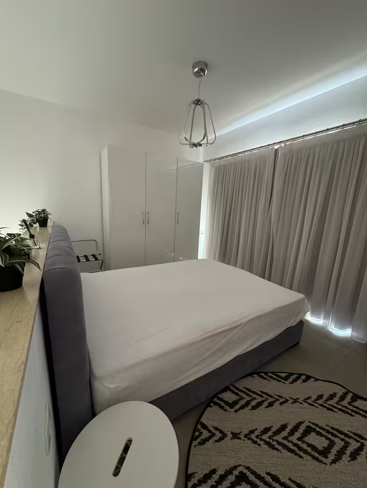 ali-host Azzurra Sahl Hasheesh bedroom.png