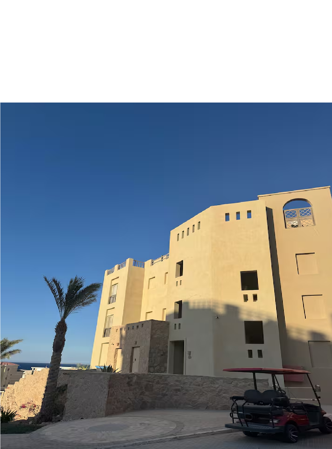 ali-host Azzurra Sahl Hasheesh.png