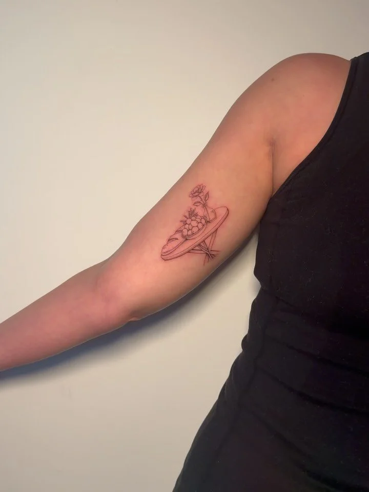 This whimsical fine line caf&eacute; tattoo is full of symbolism representing Amanda&rsquo;s family. I love when tattoos are beautiful on their own but have layered meaning embedded into its design. 

#finelinetattoos #westpalm #southfloridatattooart