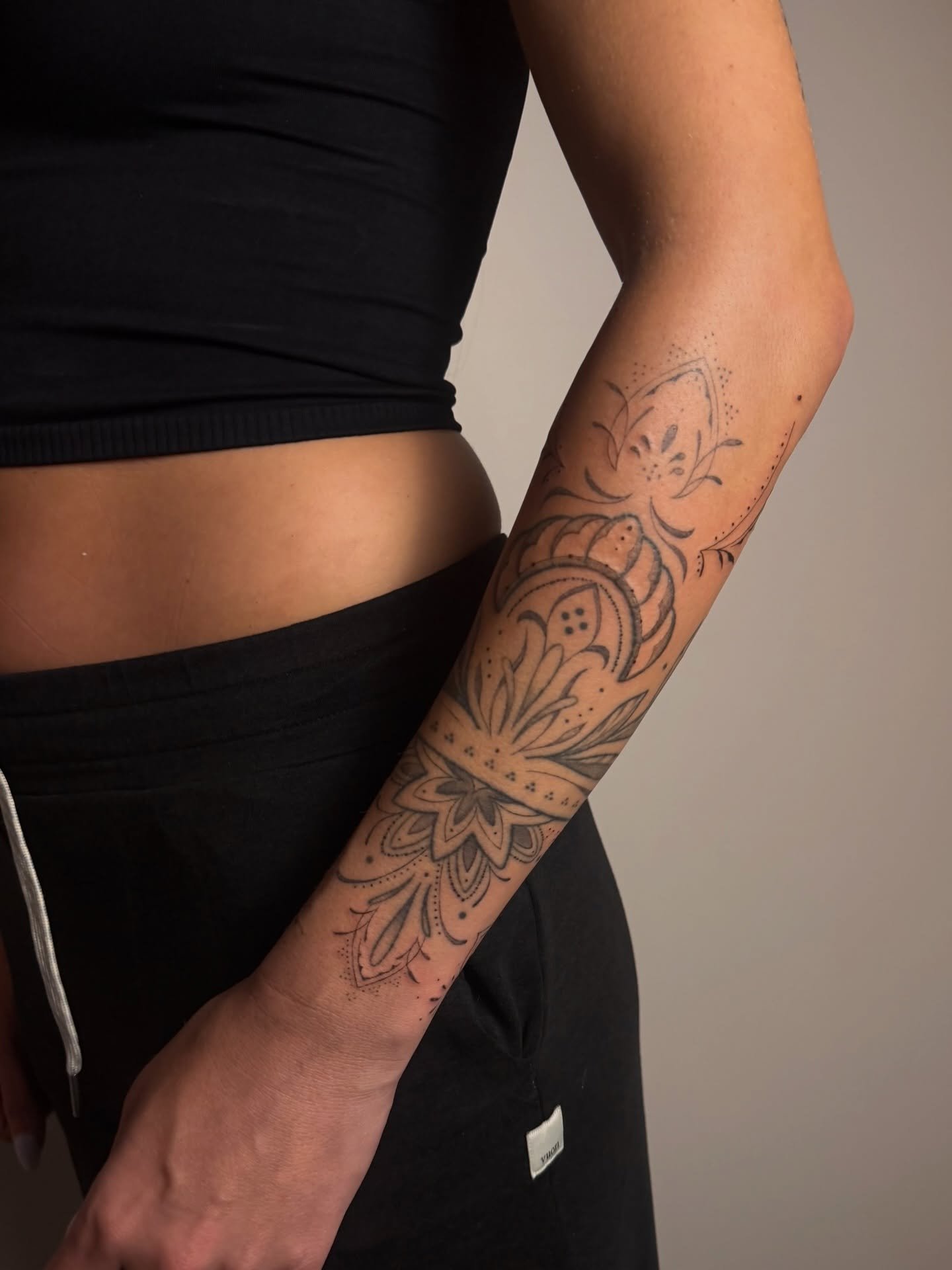 A little glow up moment ✨ Swipe for the before 

Erica came to me with a heavier, thicker-lined tattoo and we reworked it into something softer, more refined, and aligned with her now. Same placement, same story, just elevated.
I&rsquo;m always mindf