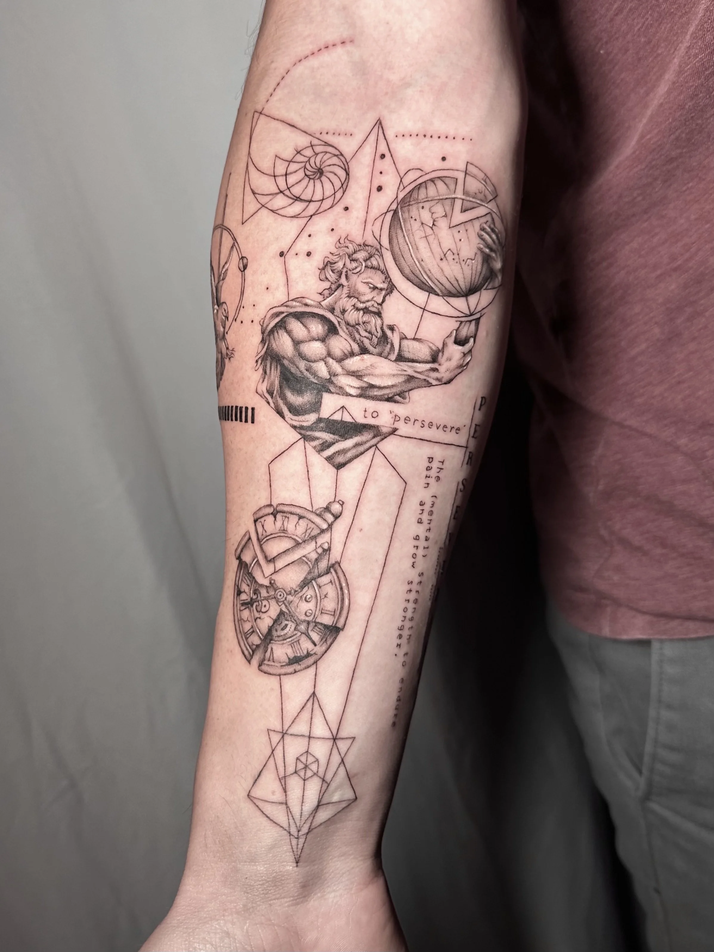 west-palm-beach-geometric-microrealism-tattoo.jpg