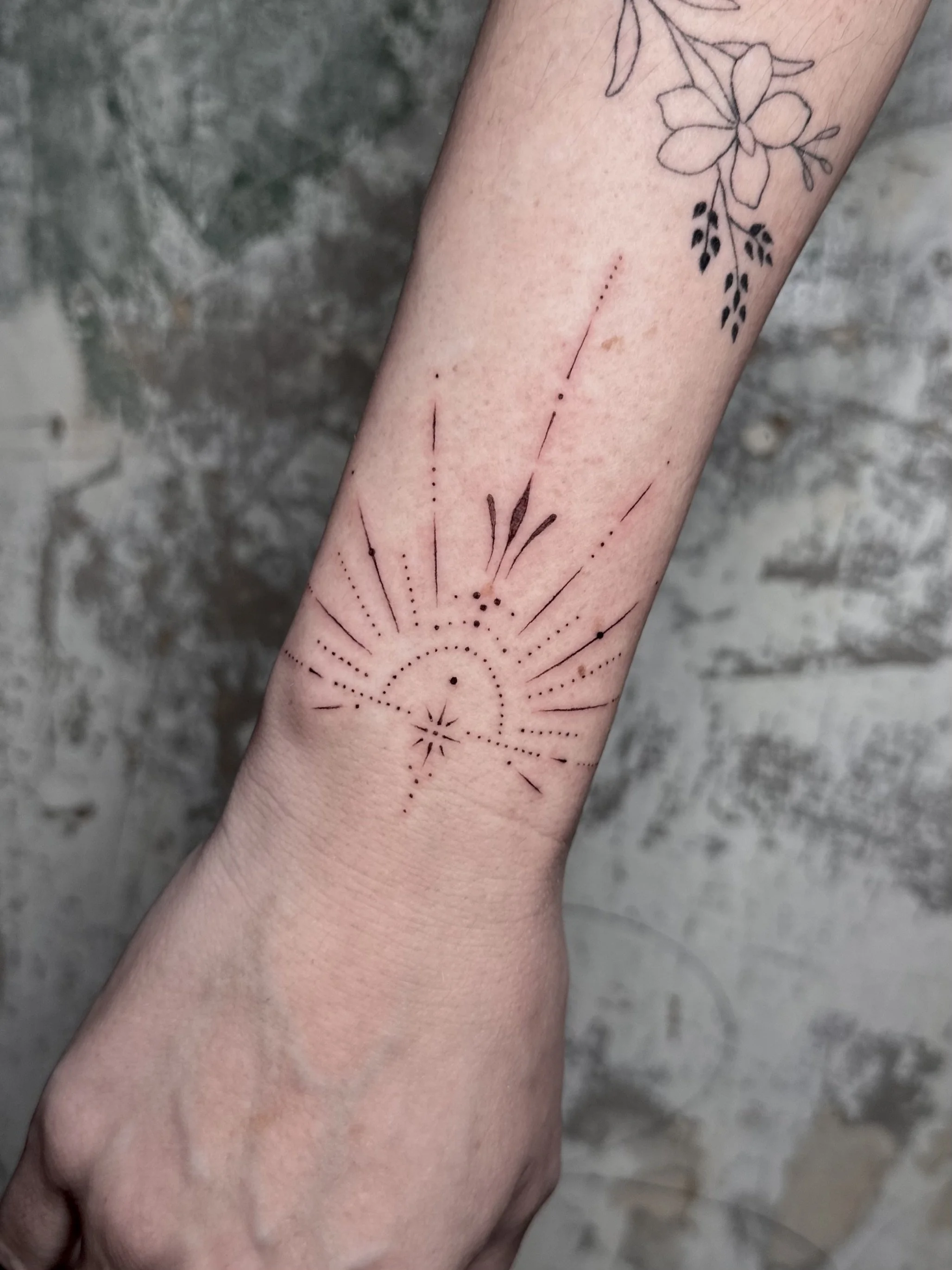 west-palm-beach-ornamental-fine-line-tattoo.jpg