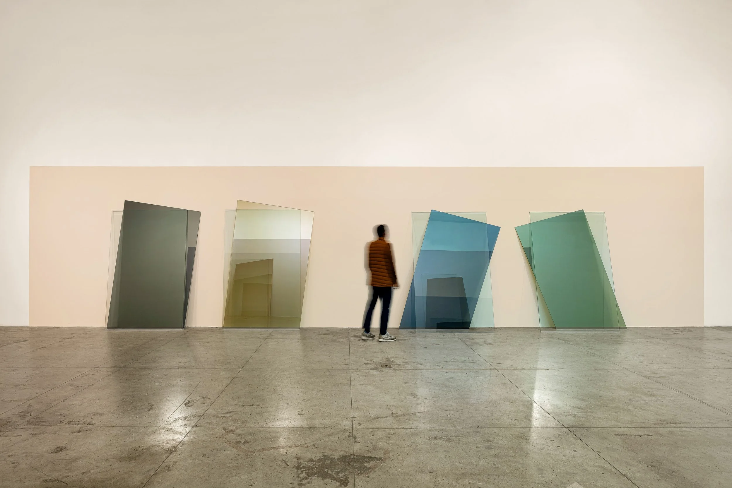 Visão geral da exposição “4 Eméritos”, Espaço das Artes da ECA – Escola de Comunicações e Artes da USP, São Paulo, Brasil, 2026