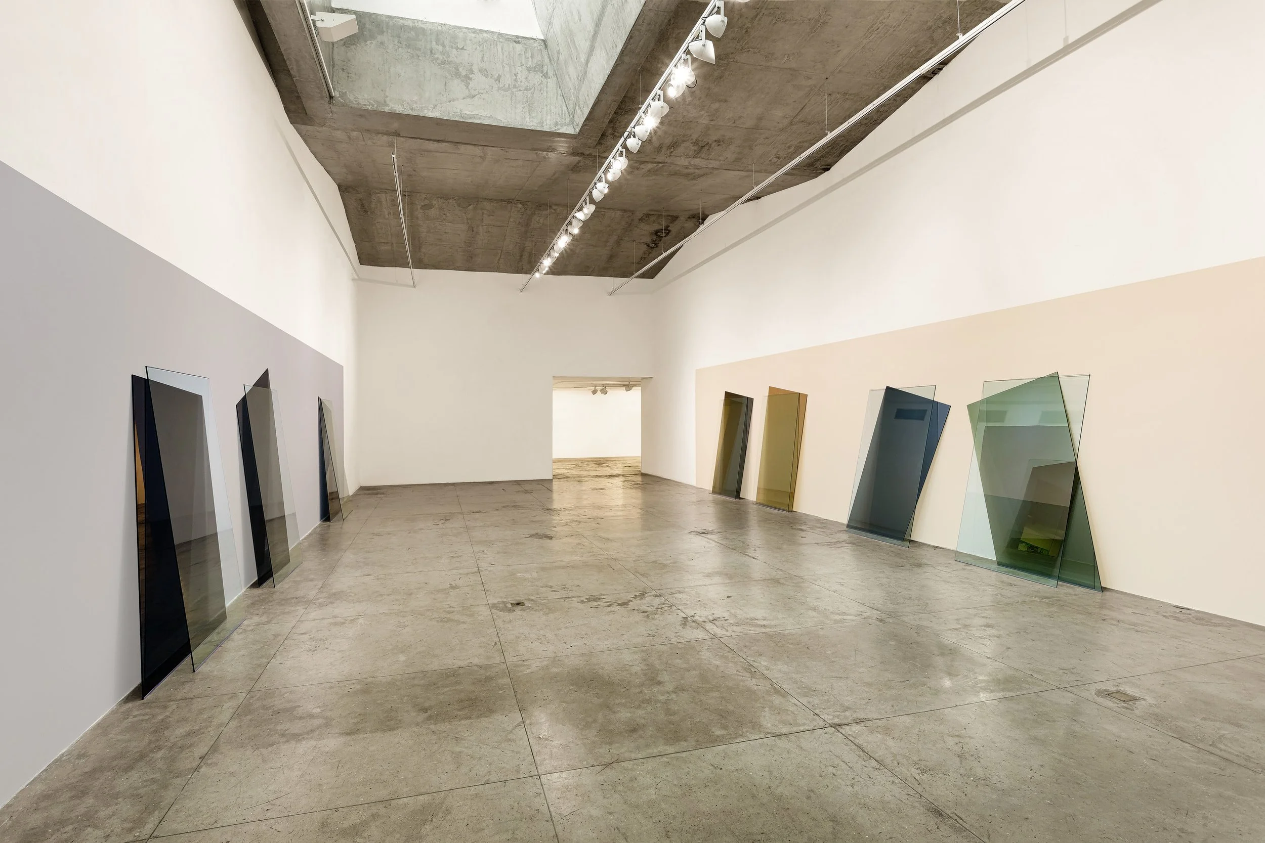Visão geral da exposição “4 Eméritos”, Espaço das Artes da ECA – Escola de Comunicações e Artes da USP, São Paulo, Brasil, 2026