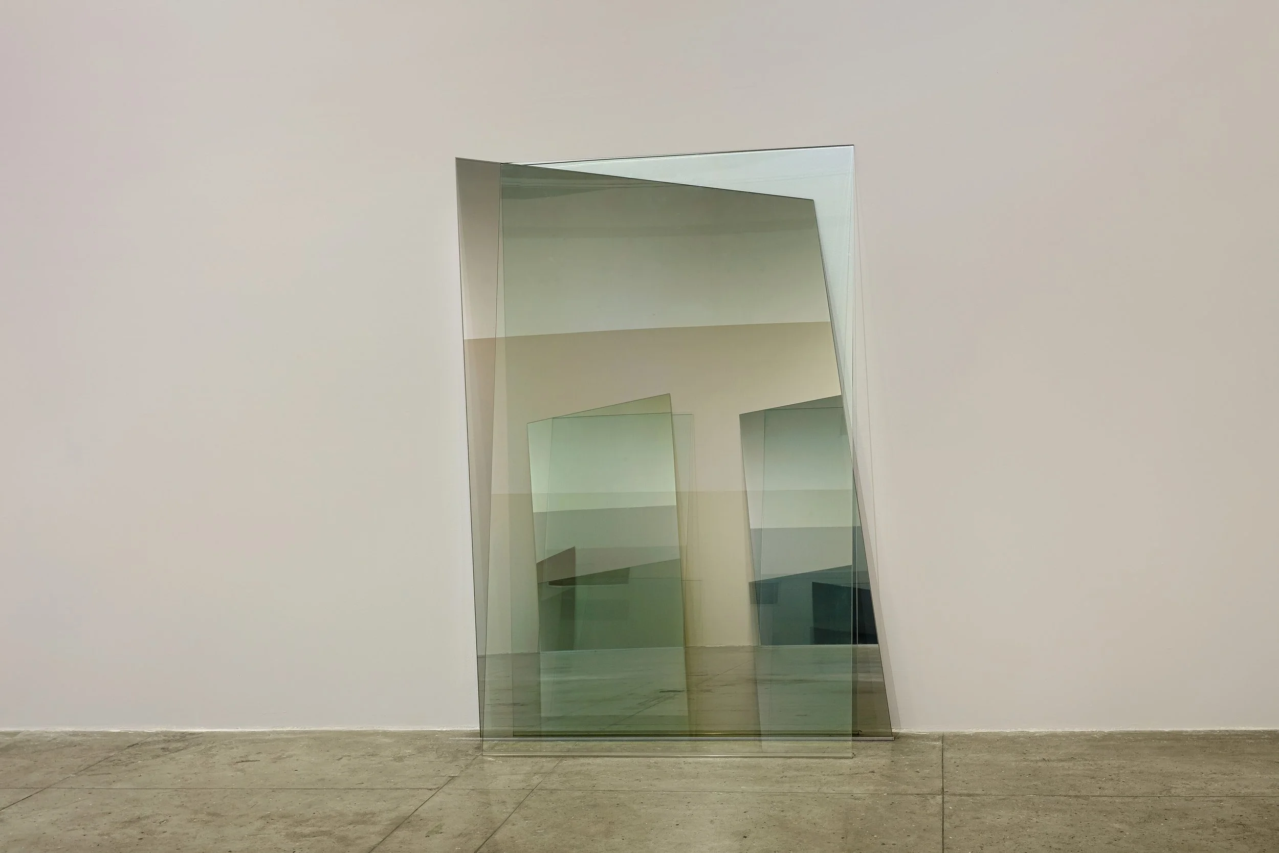 Visão geral da exposição “4 Eméritos”, Espaço das Artes da ECA – Escola de Comunicações e Artes da USP, São Paulo, Brasil, 2026