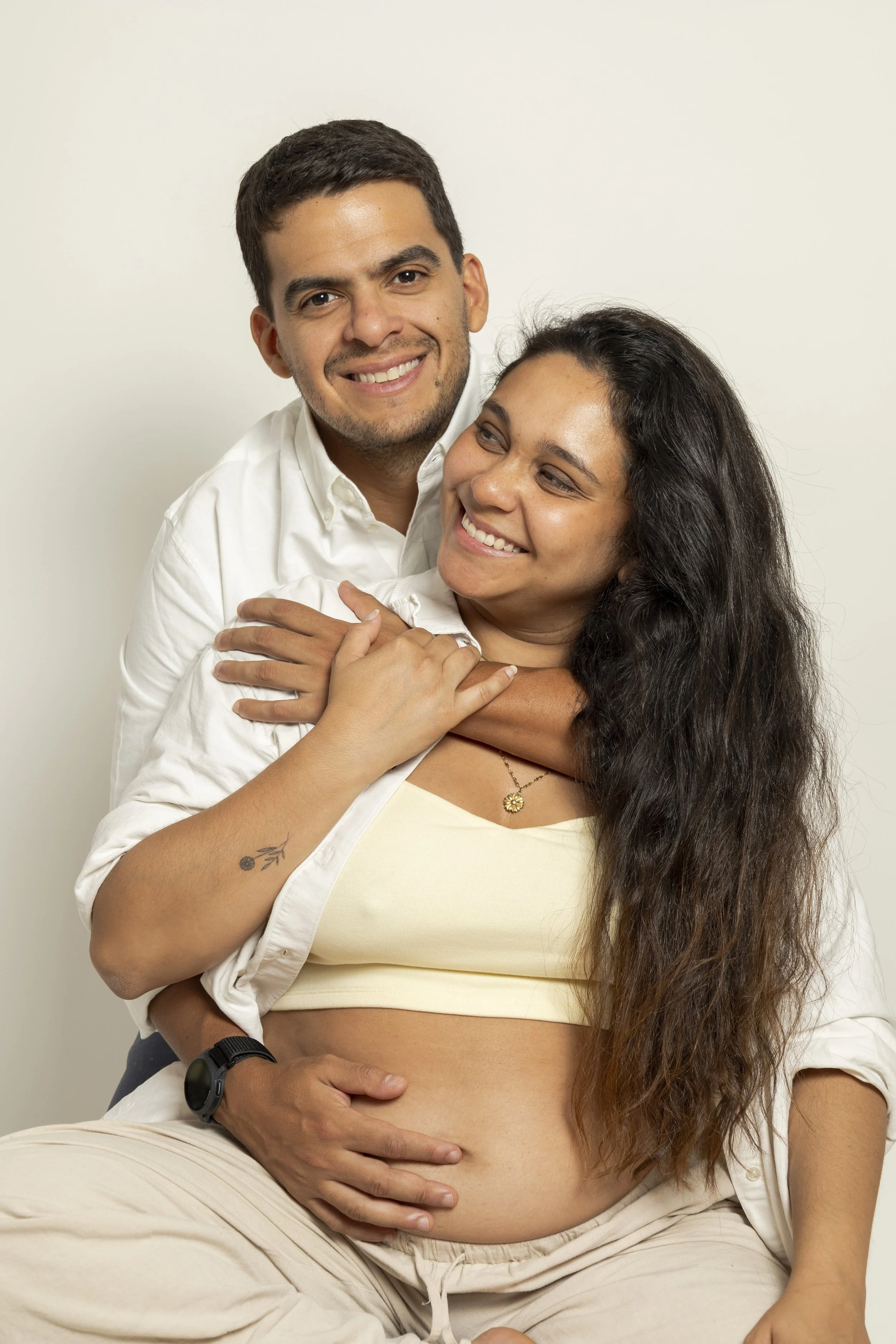 Alejandra Mom to Be-19.jpg