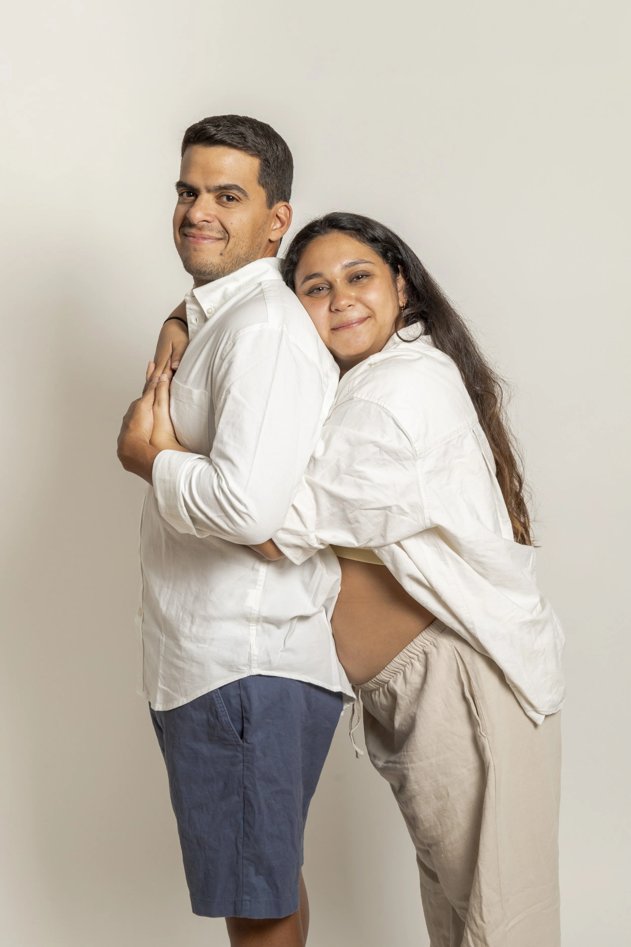 Alejandra Mom to Be-4.jpg