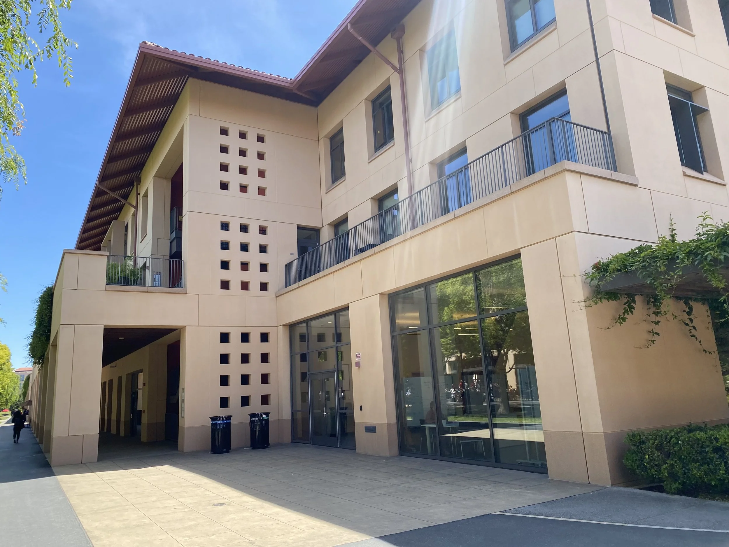 Inside Stanford GSB's AI Club: How One Student Turned Community into a Career