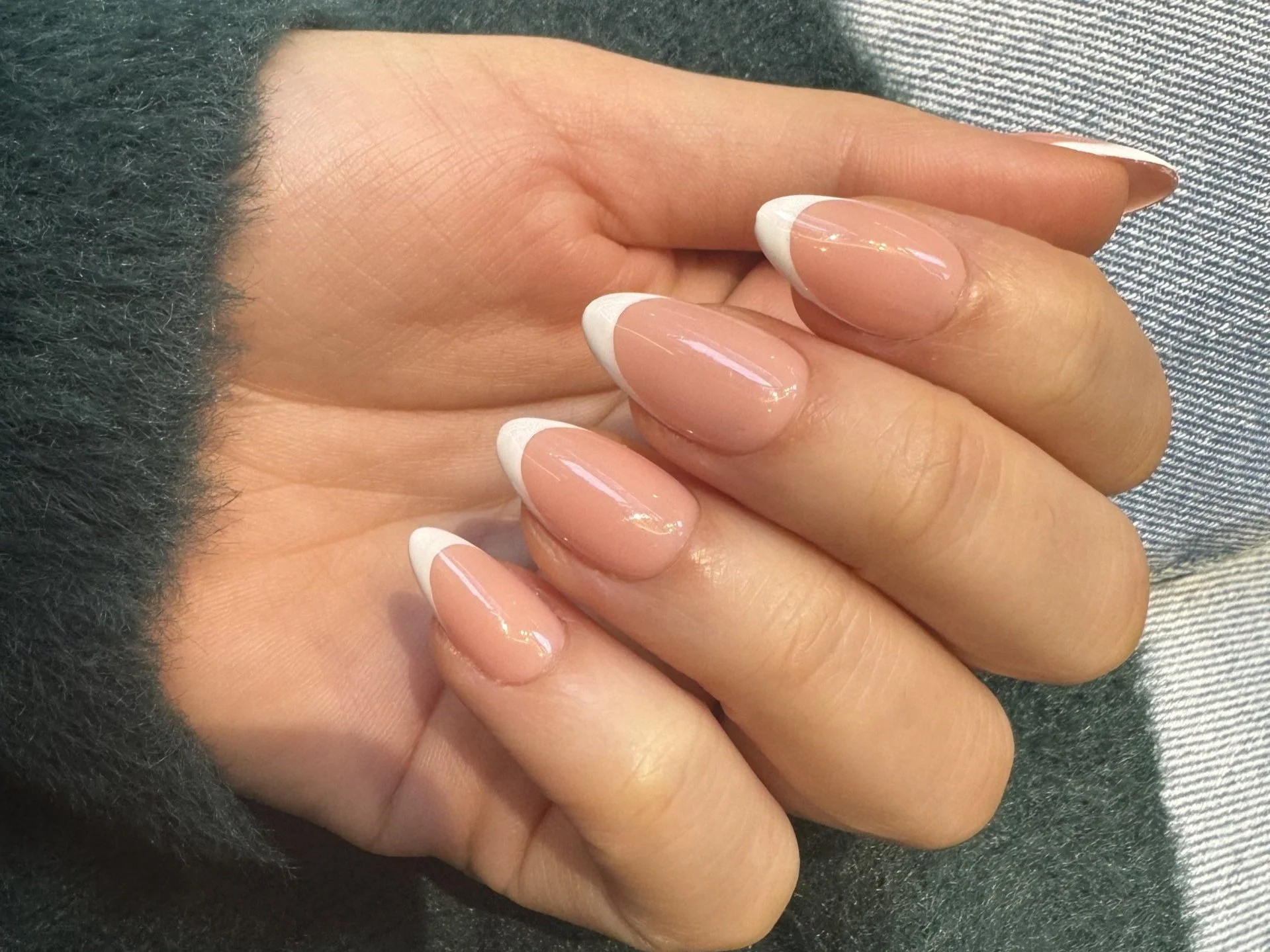 13 things you need to know before wearing Talaskye press-on nails