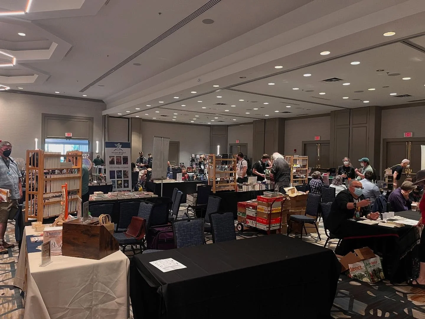 Day 2 in the Bookstore of #ReaderCon34 #ReaderCon
#Fantasybooks #highfantasy #Swordandsorcery #heroicfantasy