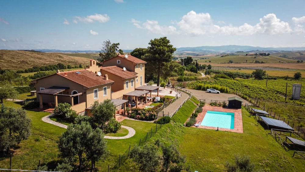 Villa Fecciano, private villa in the Pisa countryside, Tuscany