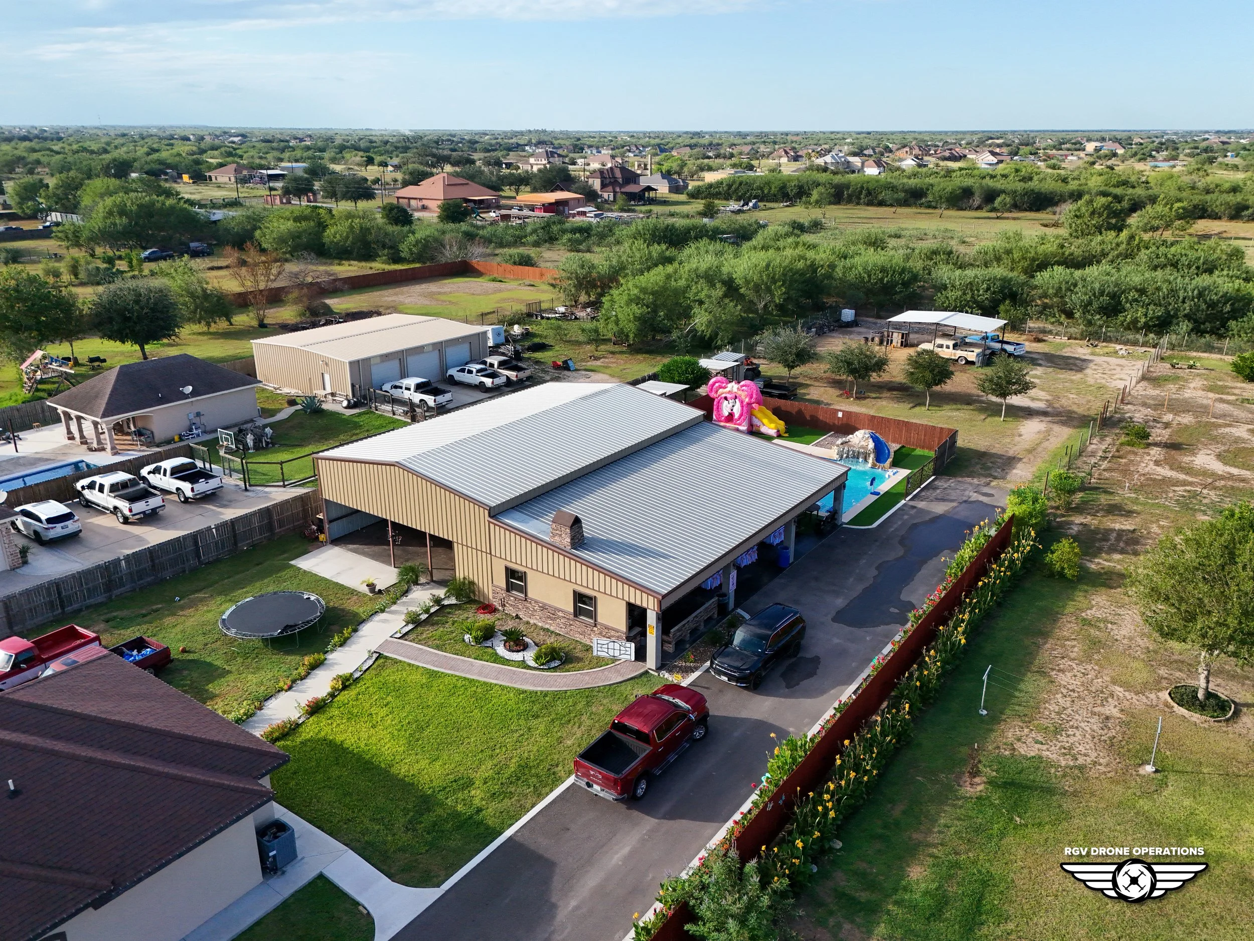Garza Rentals-01.jpg