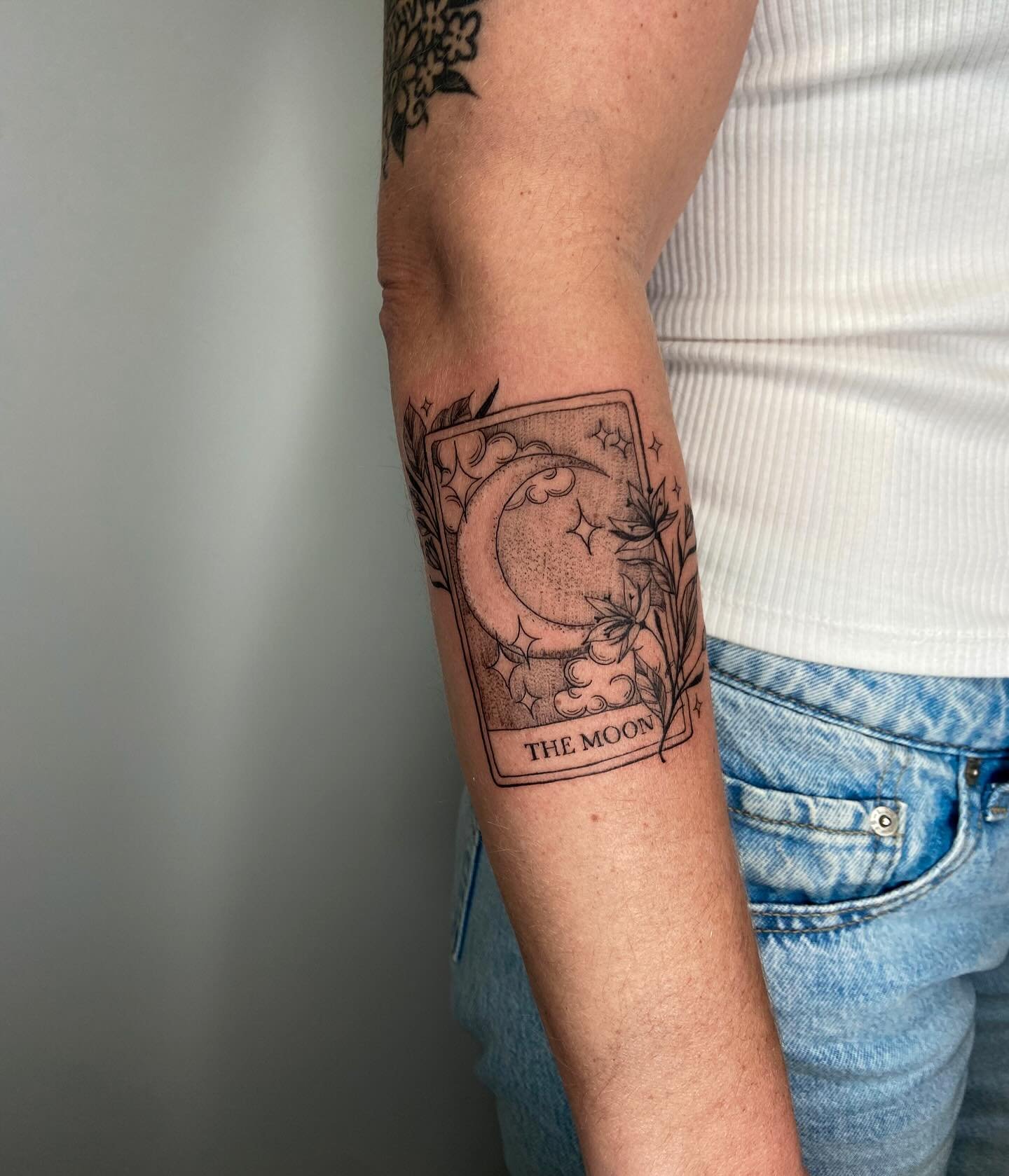 Some qts for some qts 🌘 we added some cacao florals for @yogawithlaurenchampagne to incorporate some of her incredible healing work and I&rsquo;m obsessed 💕