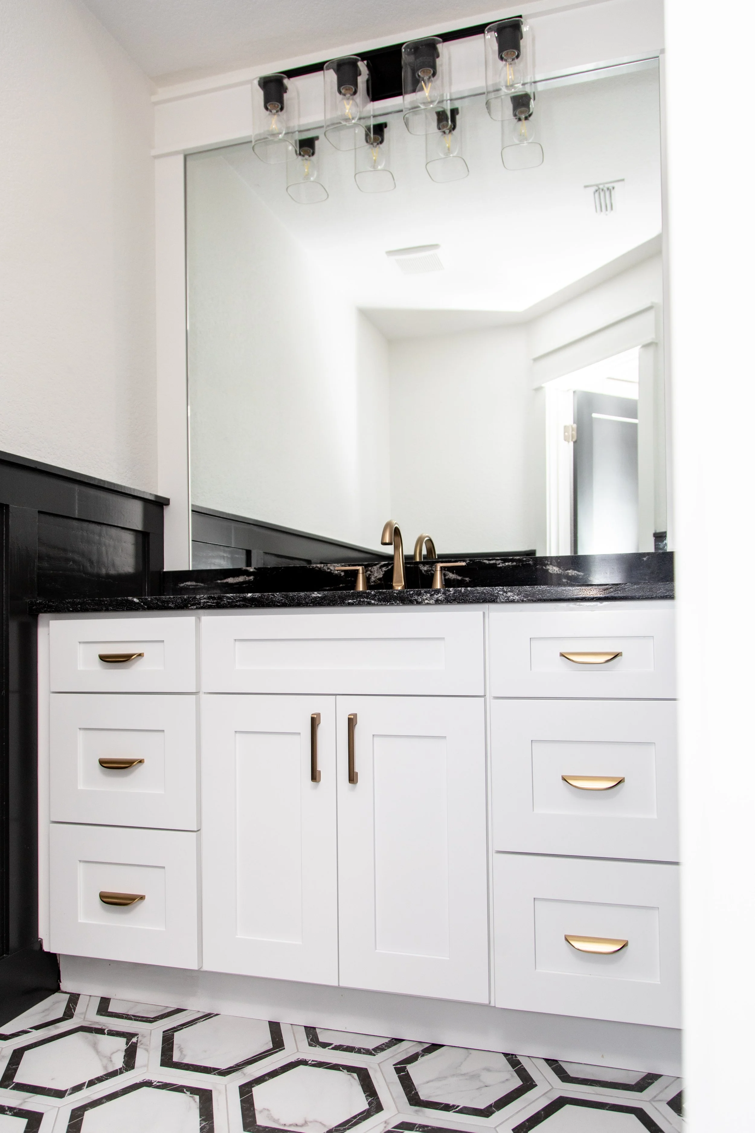 110SILVERRIDGE_027.jpg