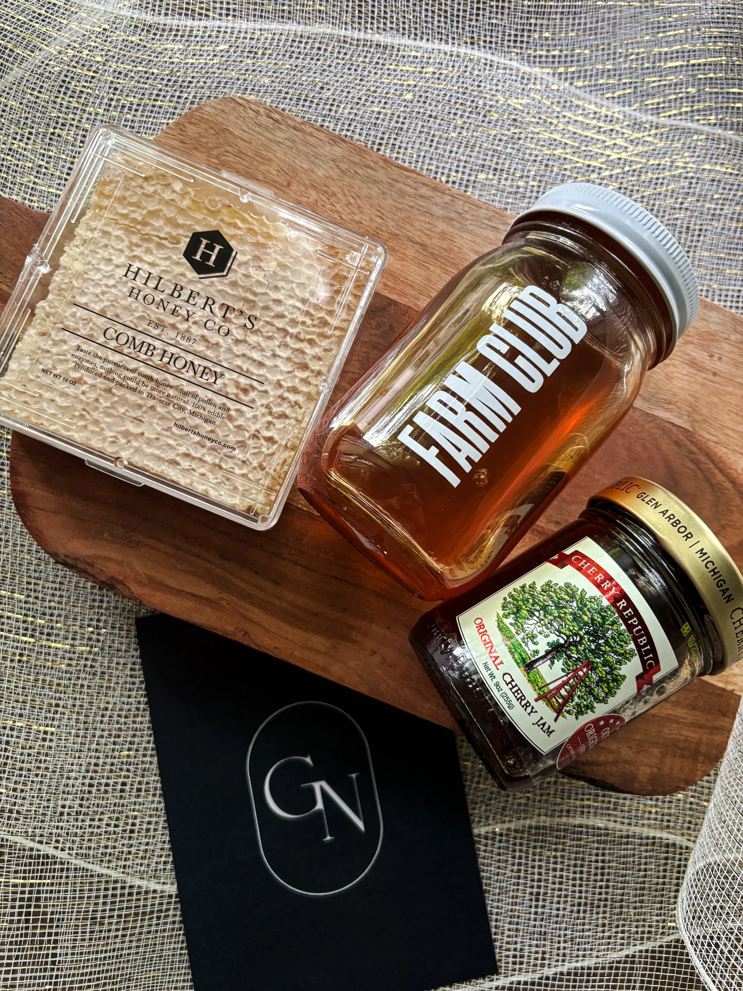 welcomebox honey and jam.JPG