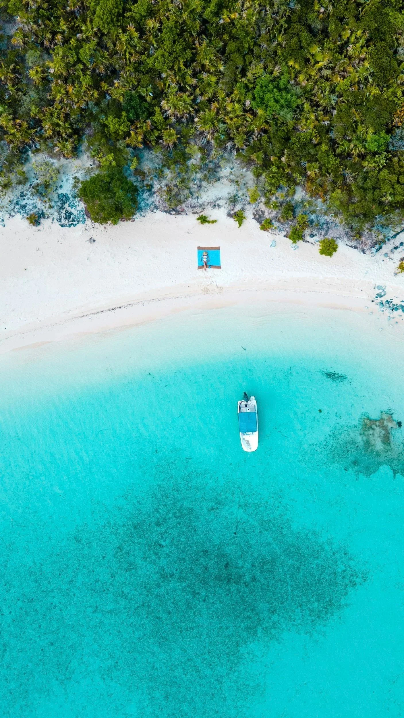 Thinking About Taking Your Boat to the Bahamas? Read This Before You Go