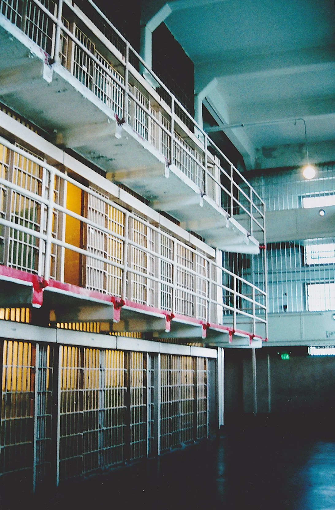 Alcatraz3.jpg