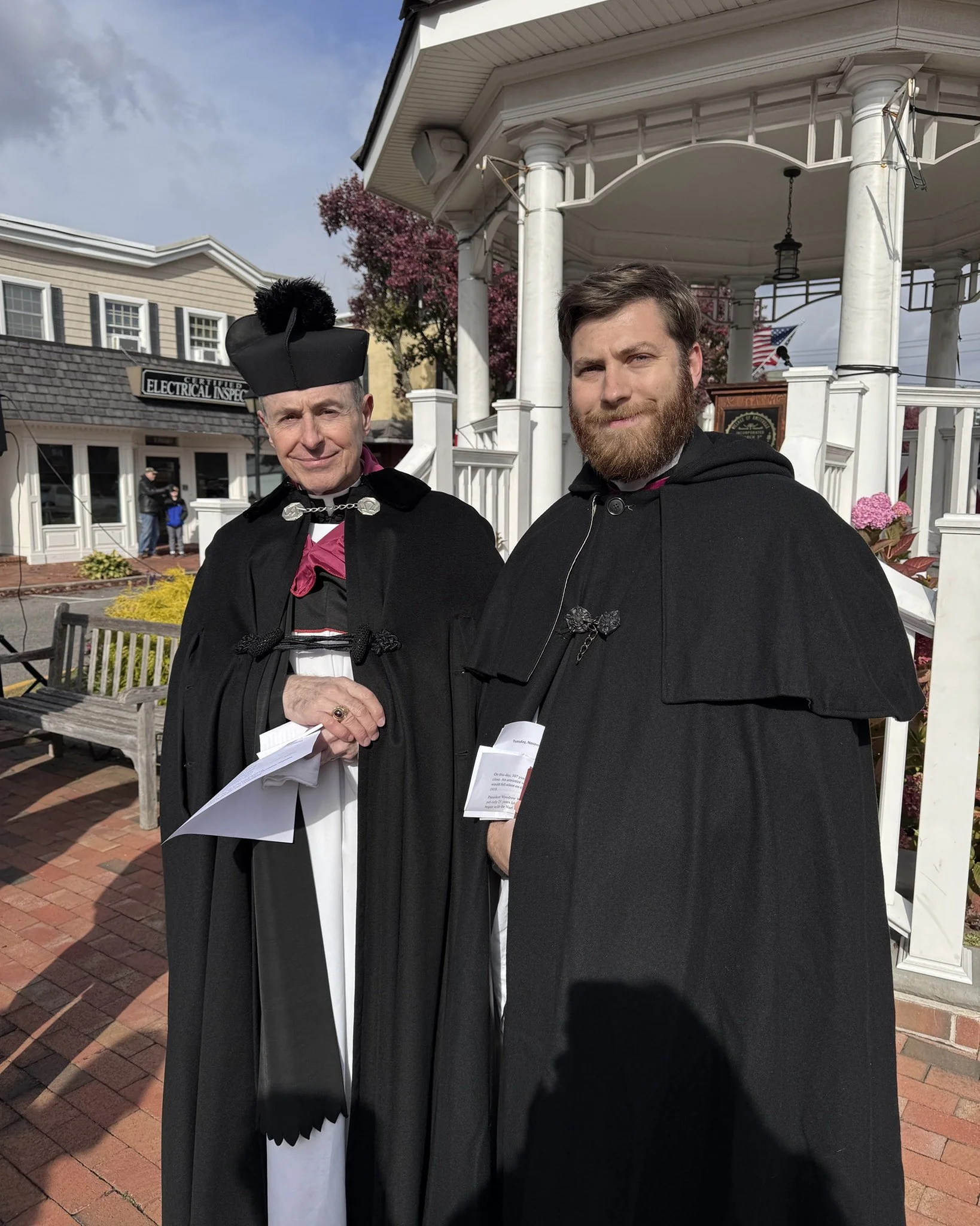 Photos from today's (very cold) Veterans Day ceremony. 

Photo credit: Mrs. Van Wormer
#VeteransDay #ArmisticeDay #Amityville