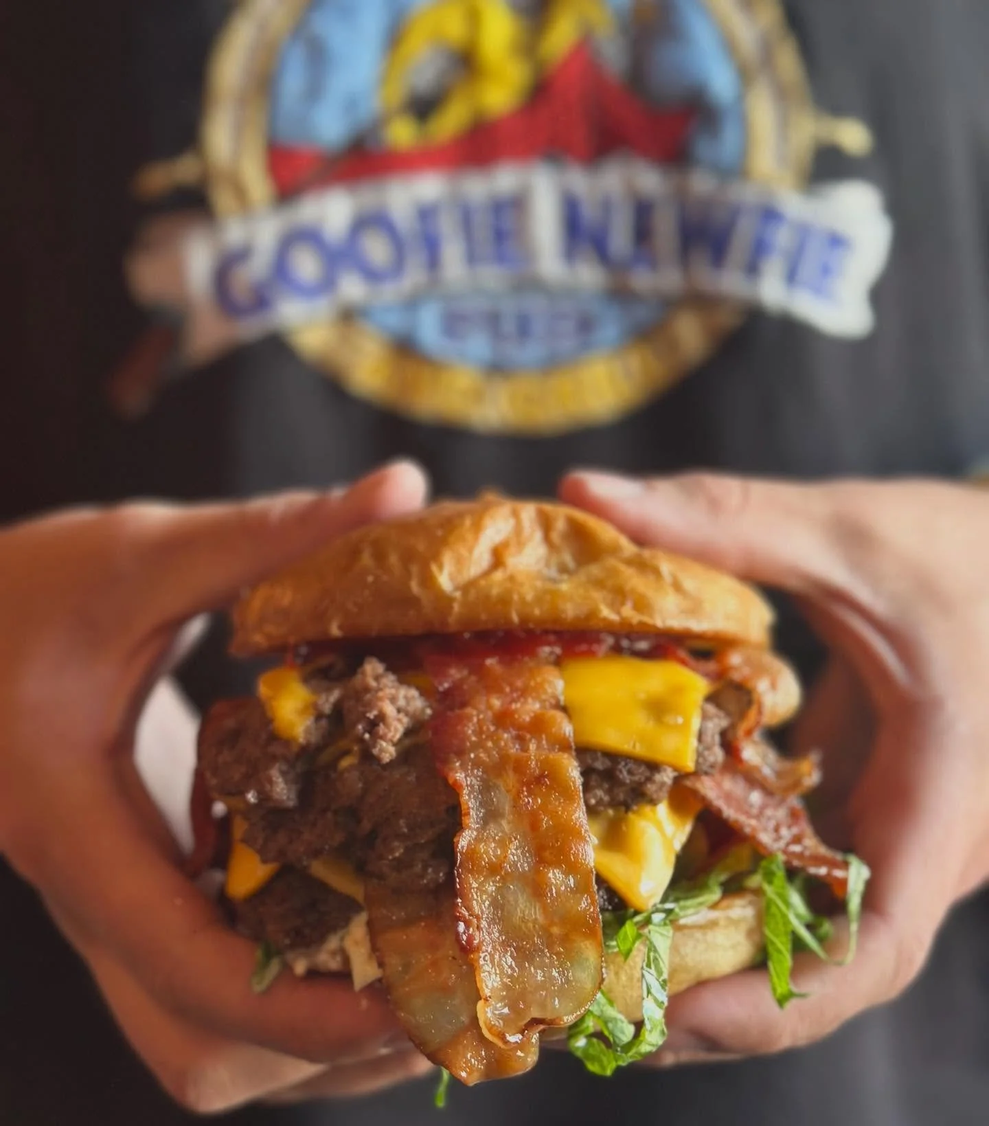 Today&rsquo;s Smasher is a show stopper&hellip;and created for those with the biggest appetite,

Triple Stacker Smash
- 3 x 4oz smash patties
- 3 Bacon
- 3 American Cheese
Lettuce, tomato, onion, pickle, mayo &amp; ketchup
Golden, crispy onion rings 