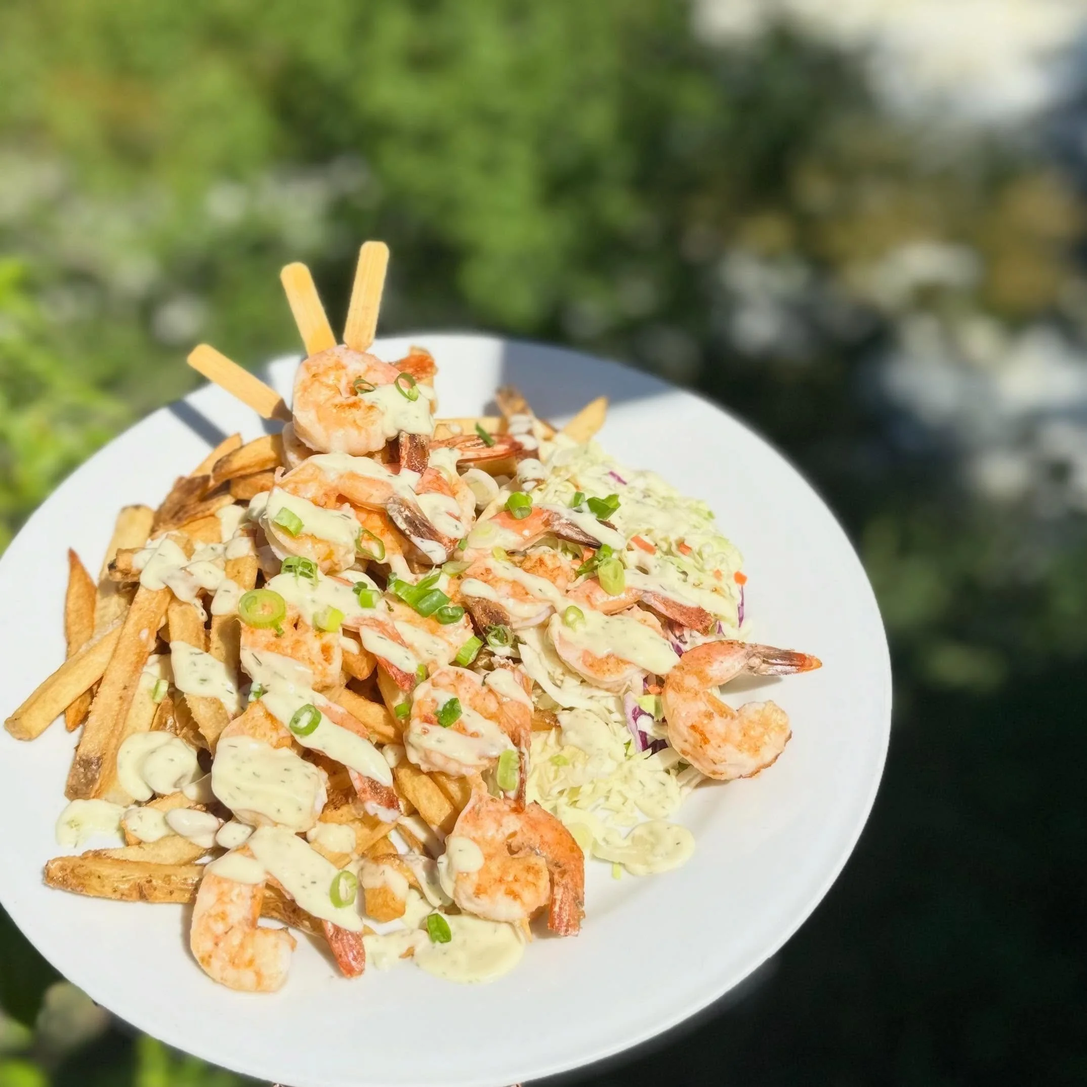 Shrimp &amp; Chips to enhance this spectacular, sun filled day! Served with rough cut slaw &amp; lemon dill drizzle!

If it from the sea it is for me!! You?