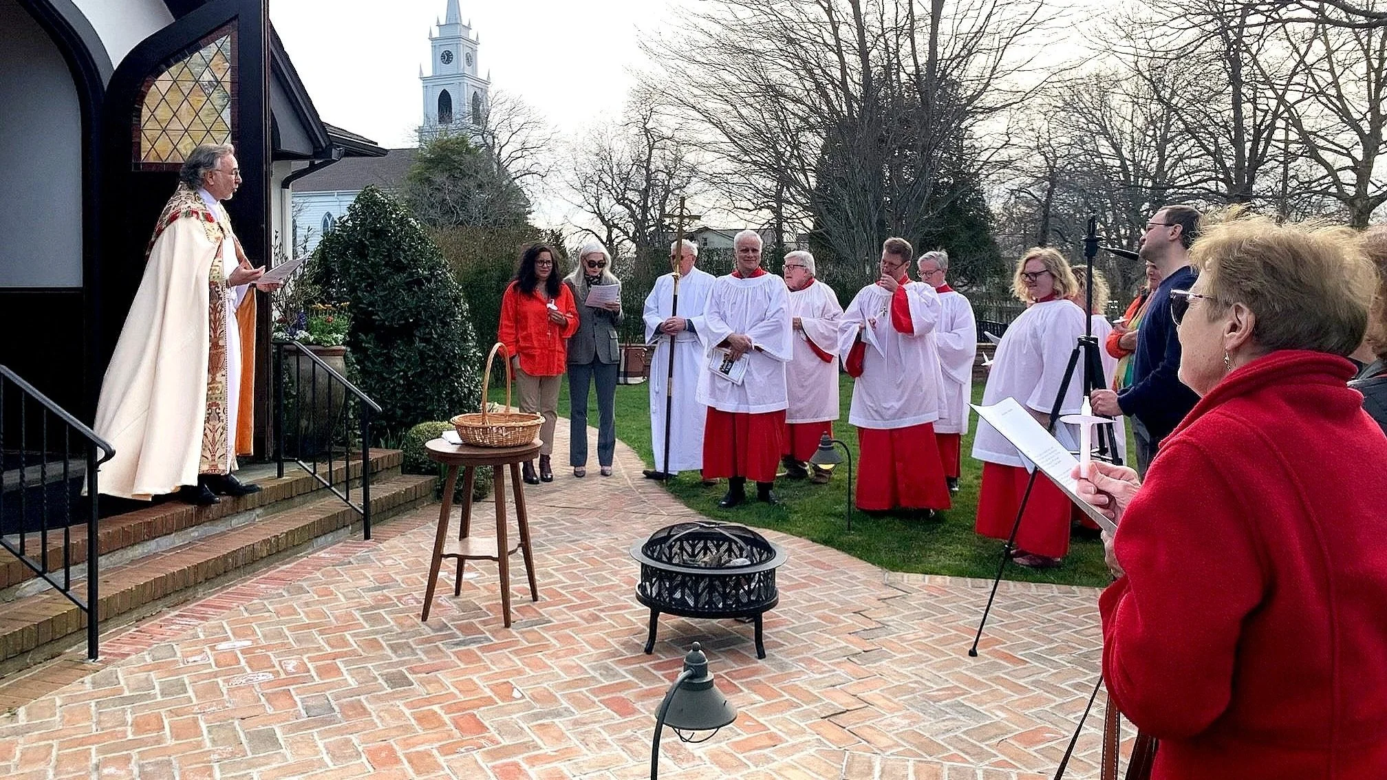 EasterVigil-outside.jpg