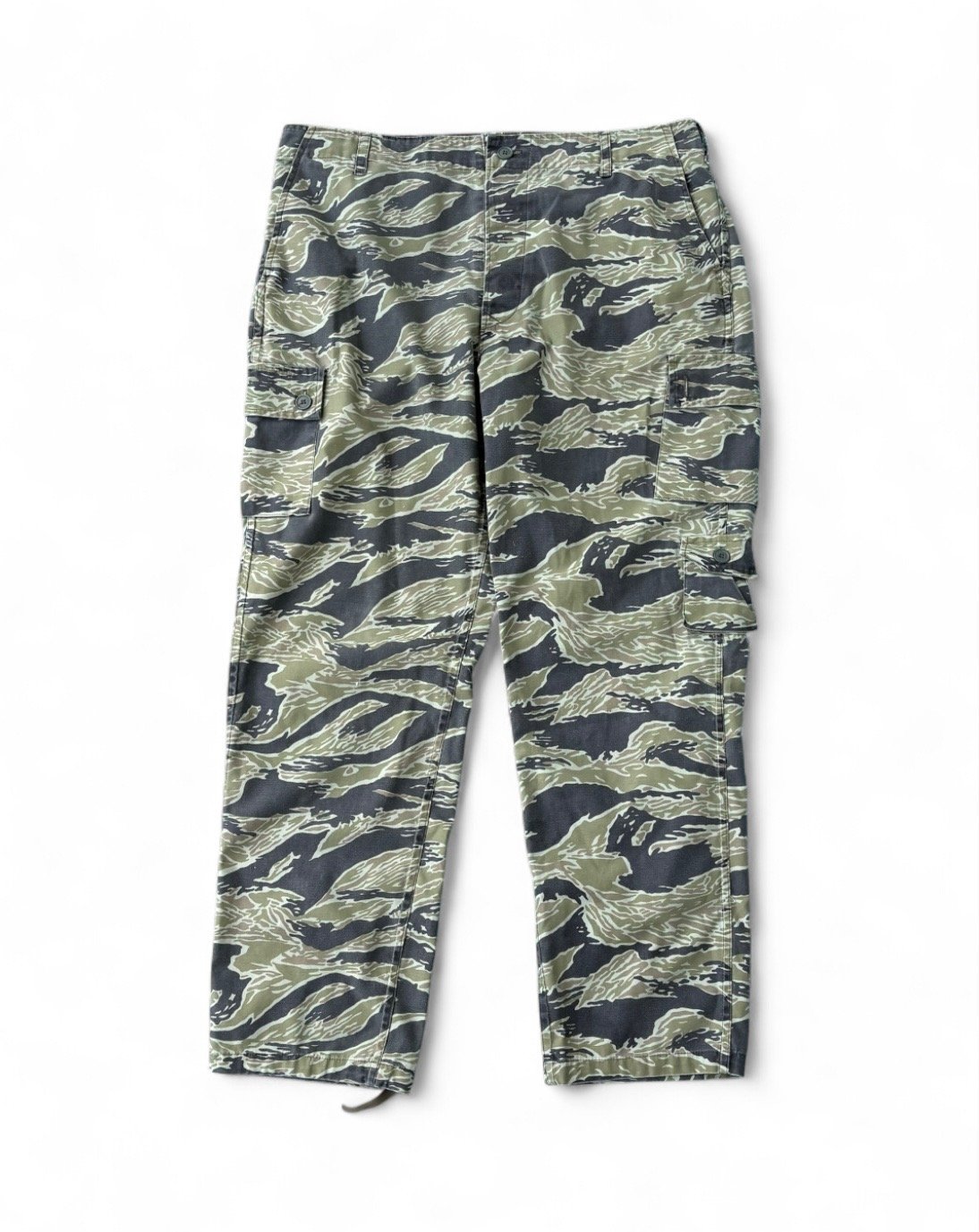 Camo Cargo Pants - 39w