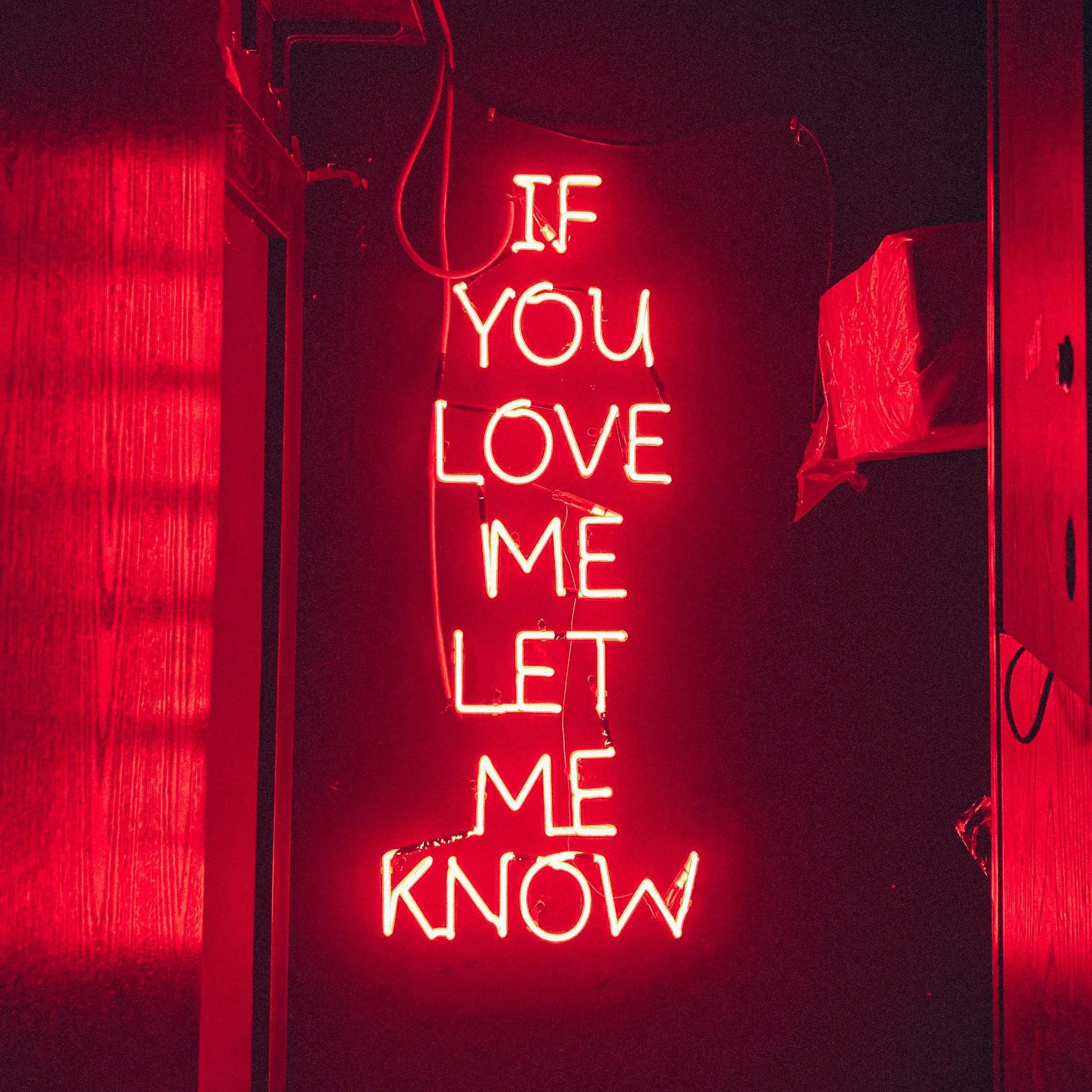 Relationship Astrology: What Synastry Can (and Can’t) Tell You
