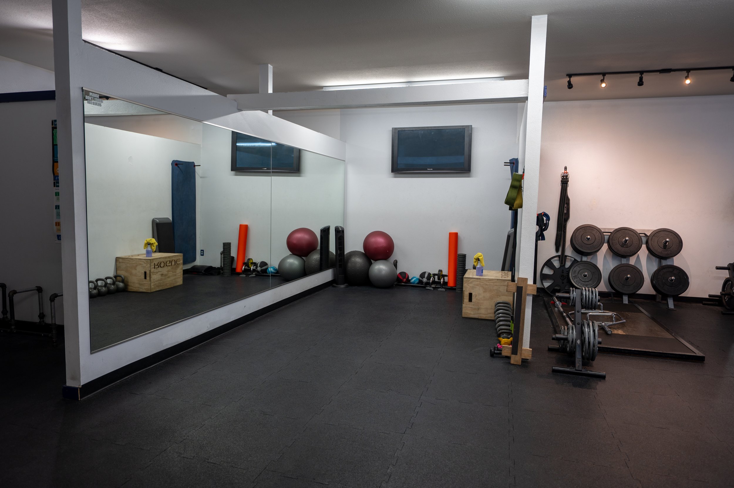 Gym Empty-2.jpg
