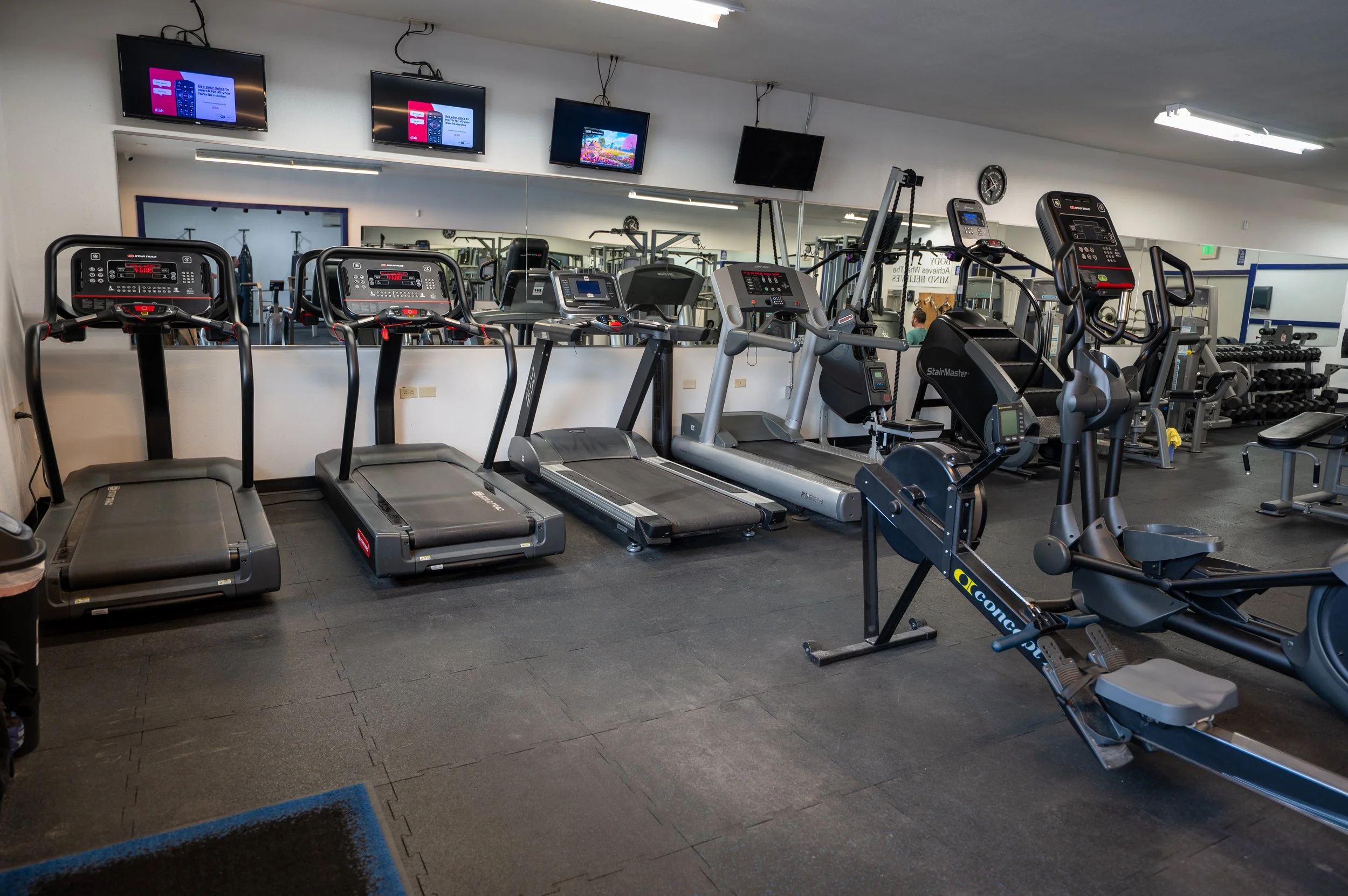 Gym Empty-5.jpg