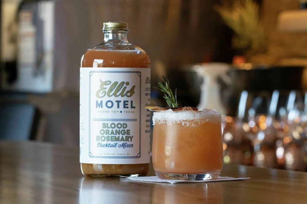 64fcae03fd1a451639240144_Ellis Motel Drink.jpeg