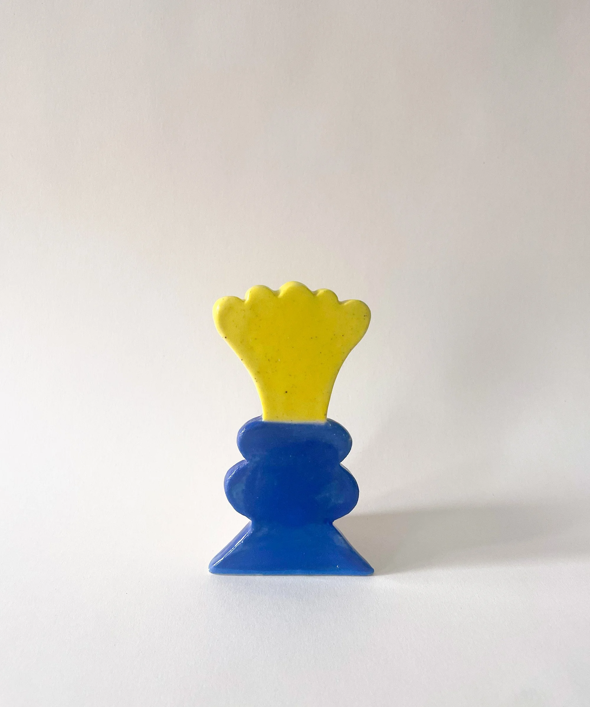Mini Flat Vase - Yellow Flower