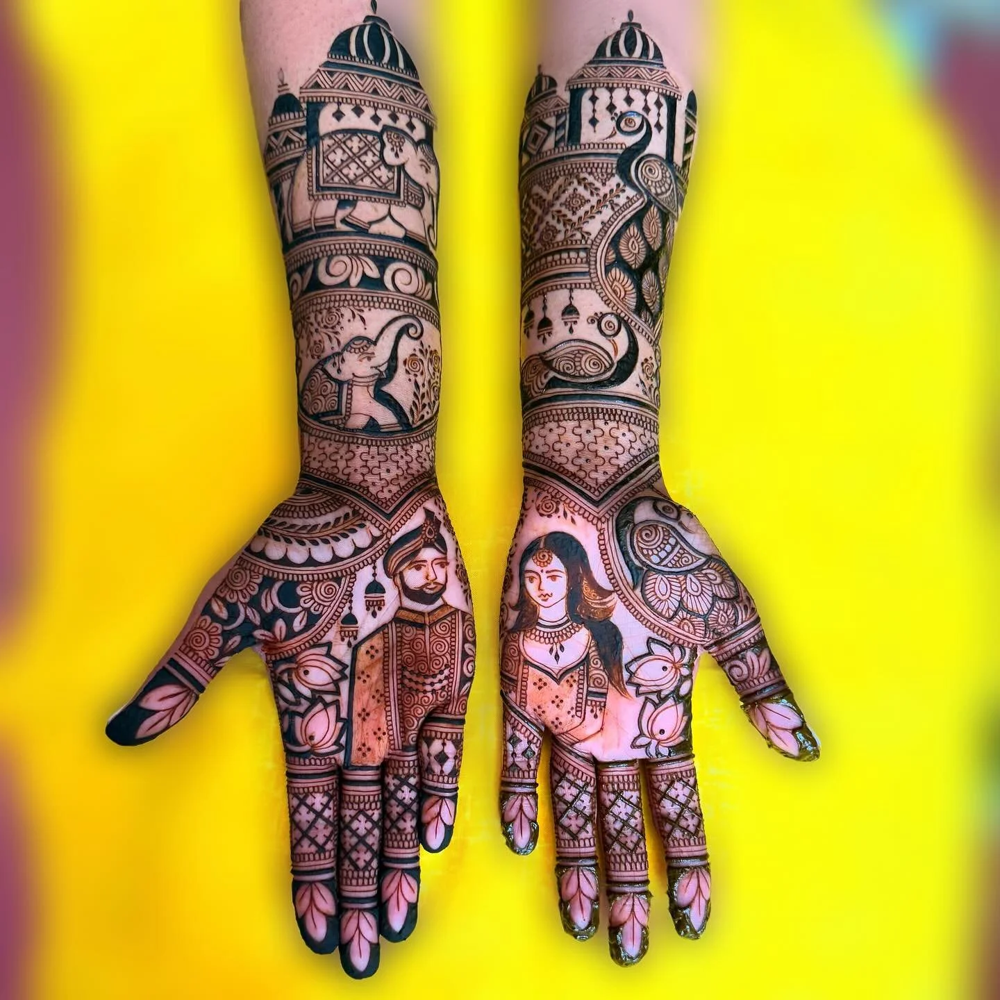 Donika&rsquo;s Bridal Mendhi🌸
#bridalhennaartistuk #ukhennaartist #ukbridalartist #manchestermehndiartist #manchesterhennaartist #ukmendhiartist #midlandshennaartist #midlandsmendhiartist