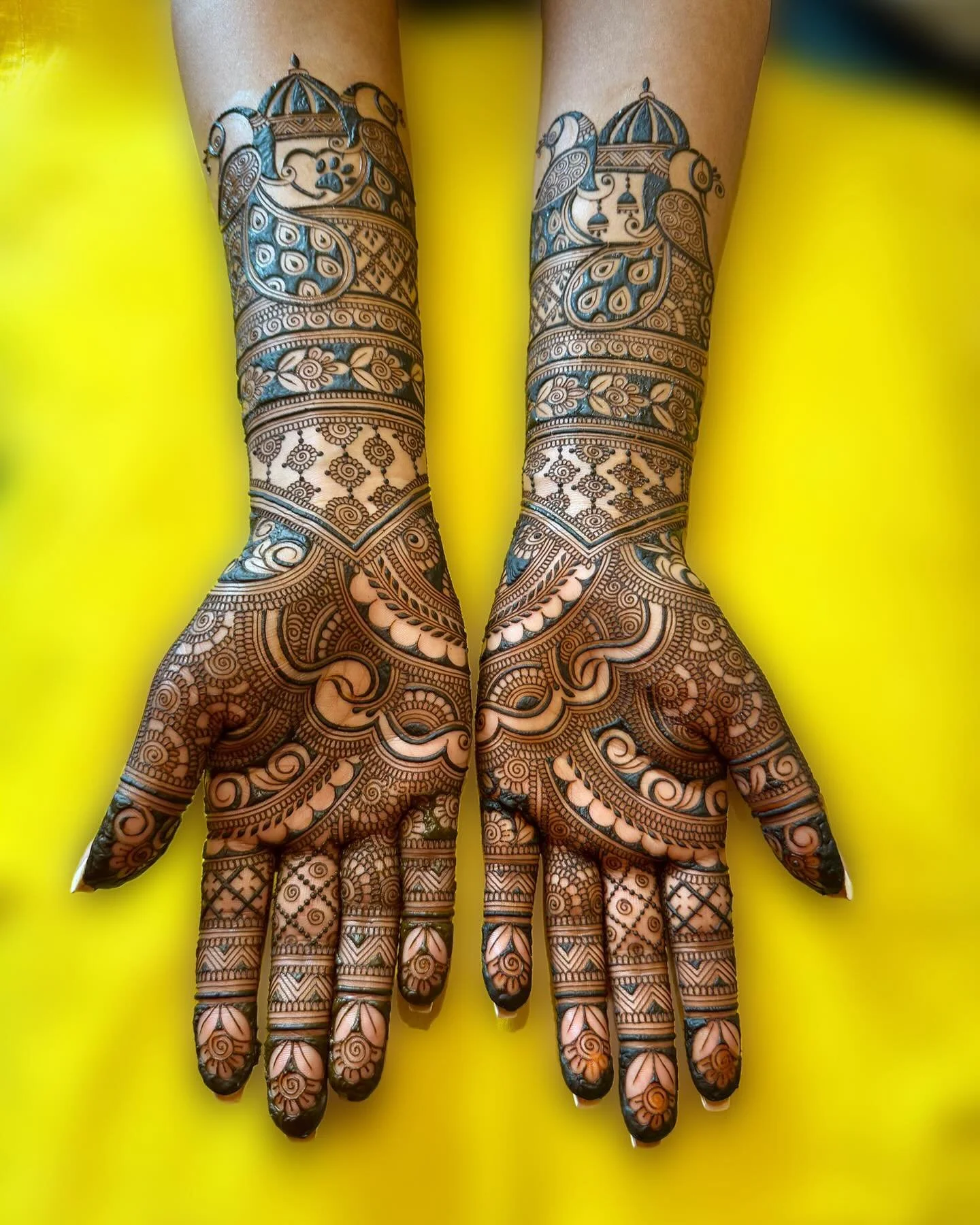 Sonia&rsquo;s Bridal Mendhi🌸
#bridalmendhiartist #bridalhennaartist #manchestermendhiartist #manchesterhennaartist #manchesterbridalartists #punjabibridesuk #punjabiweddingsmanchester #destinationweddings