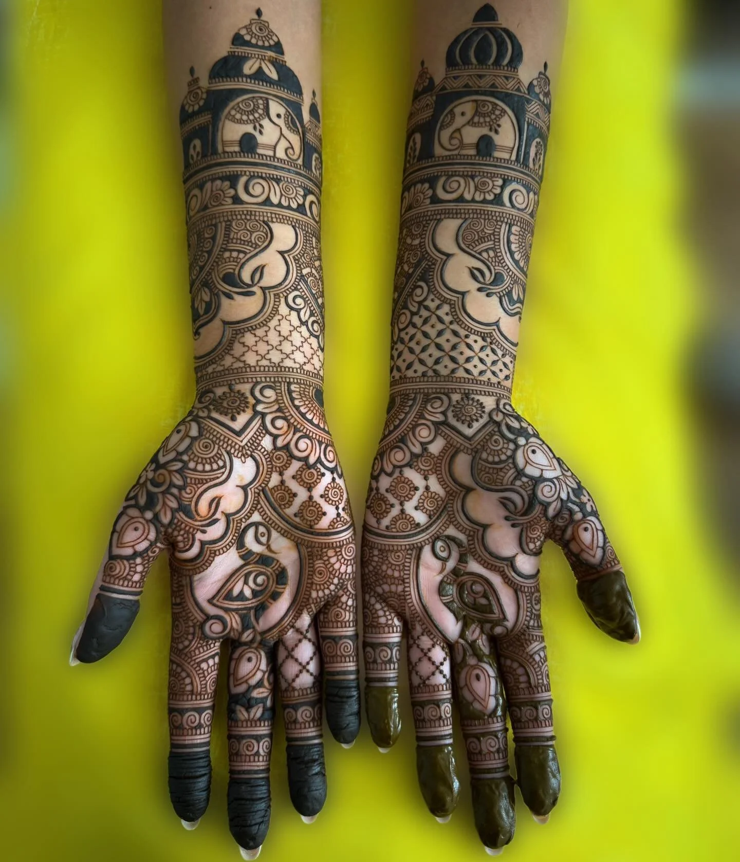 Janeena&rsquo;s Bridal Mendhi🌸 @janeena_kg 
#bridalmendhiartistuk #bridalhennaartistuk #westmidlandshennaartist #westmidlandsmehndiartist #dudleyhennaartist #dudleymehndiartist