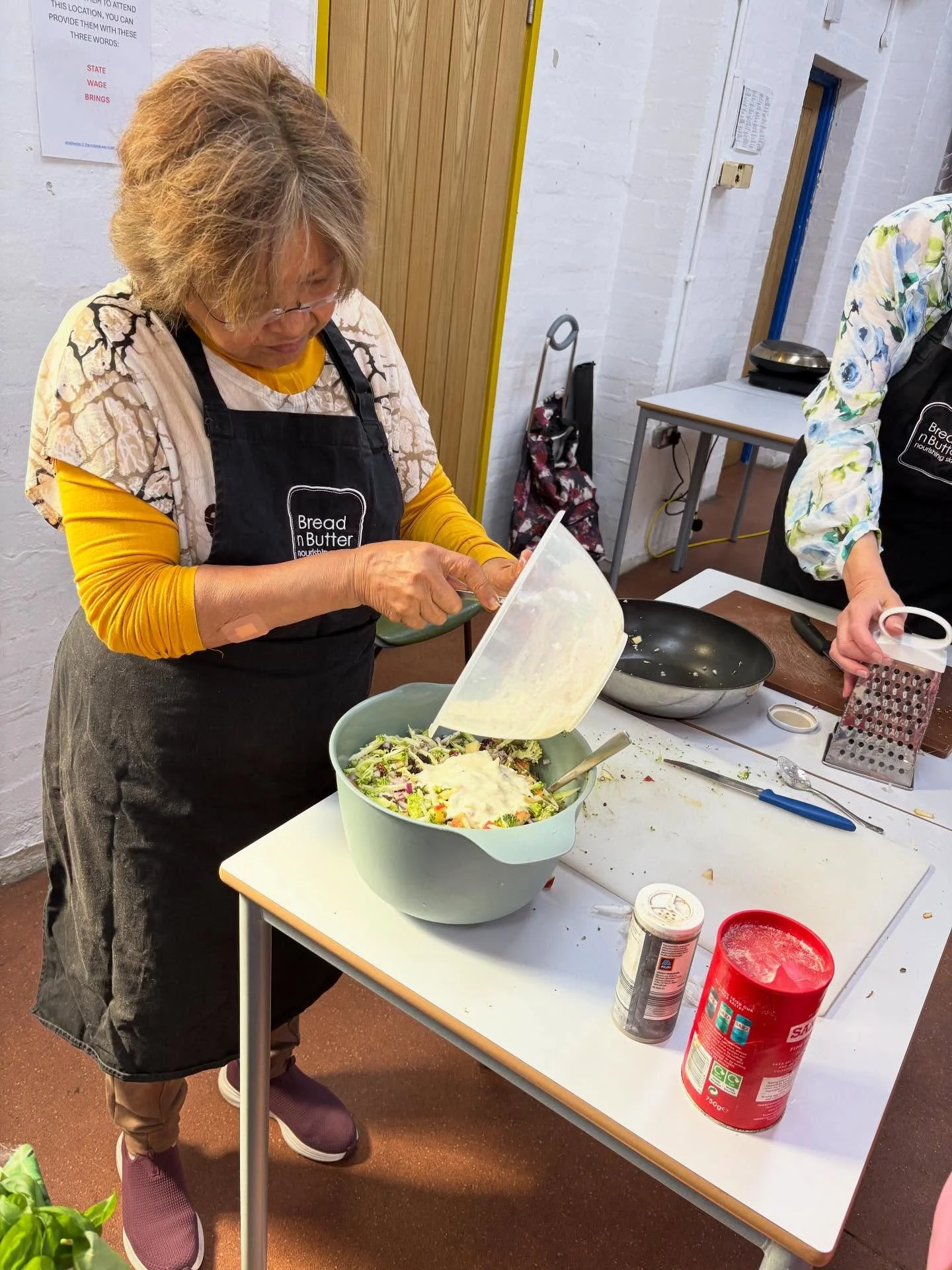 🥗🍳 Free Friday Cooking &ndash; Book Now! ✨

Looking to add some simple, delicious, and nourishing meals to your routine? Our Cooking to Reduce Inflammation session is for everyone, not just those with arthritis or other conditions!

Learn easy new 