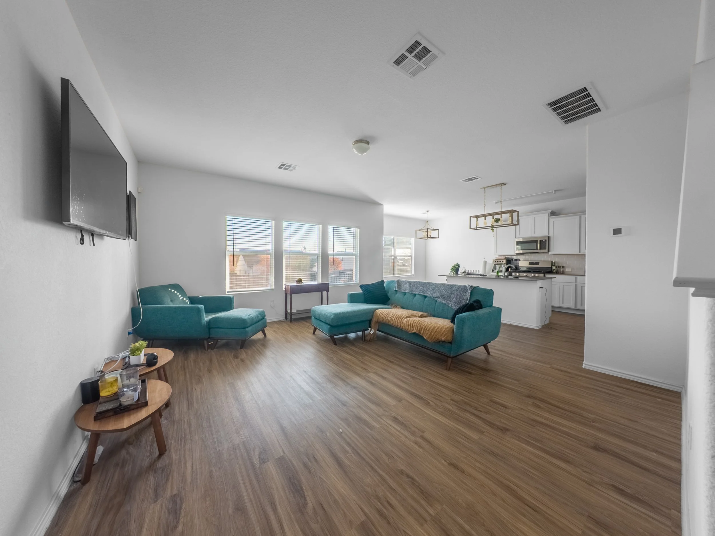 313 Majestic Cedar 06.jpg